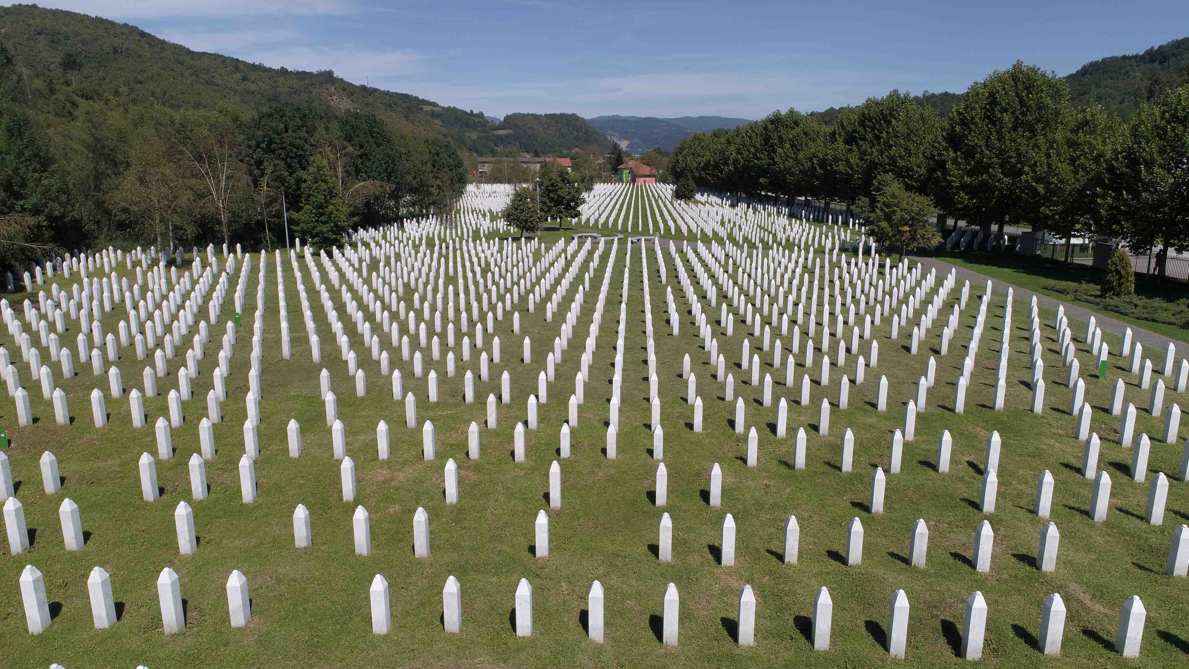 Un general des forces bosniaques condamne a 10 ans de prison pour les crimes de jihadistes etrangers