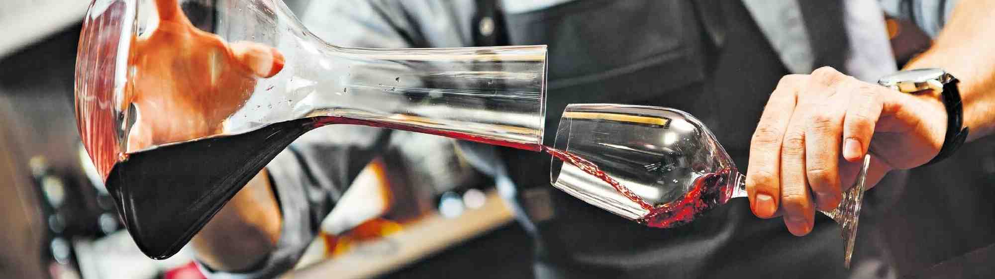 En 2024, les Français renouent avec leur amour du vin, vallée du Rhône en tête de file.