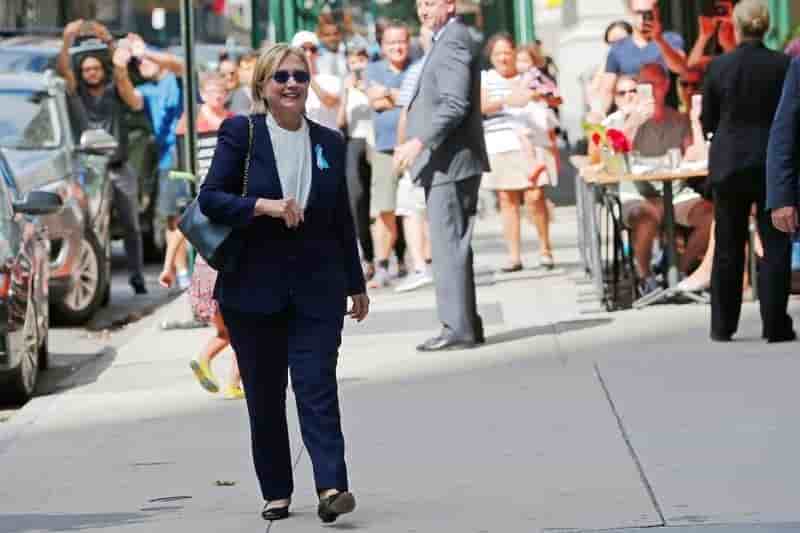 Retour sur le terrain d'hillary clinton prevu cette semaine