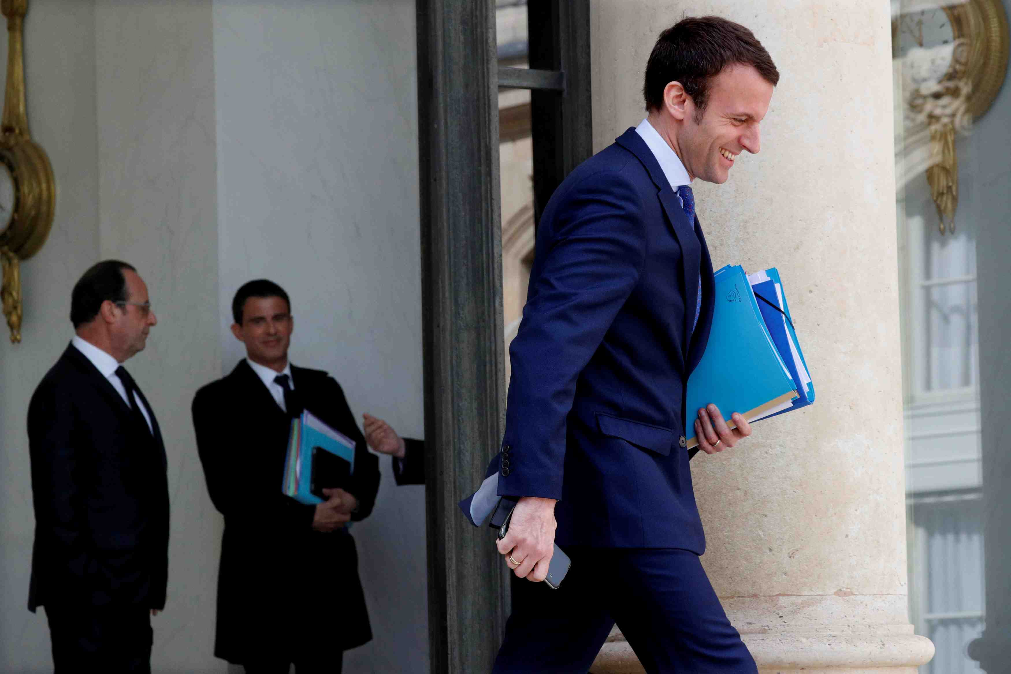 Macron commence a esquisser les contours de son gouvernement
