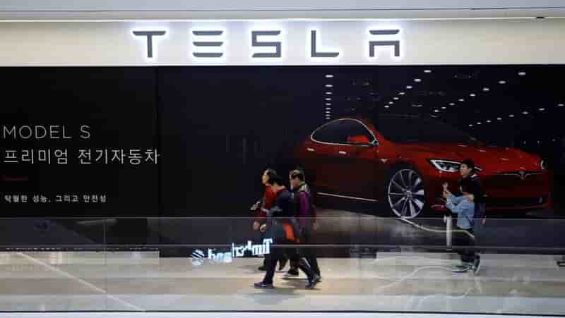 Tesla se separe du responsable de ses logiciels