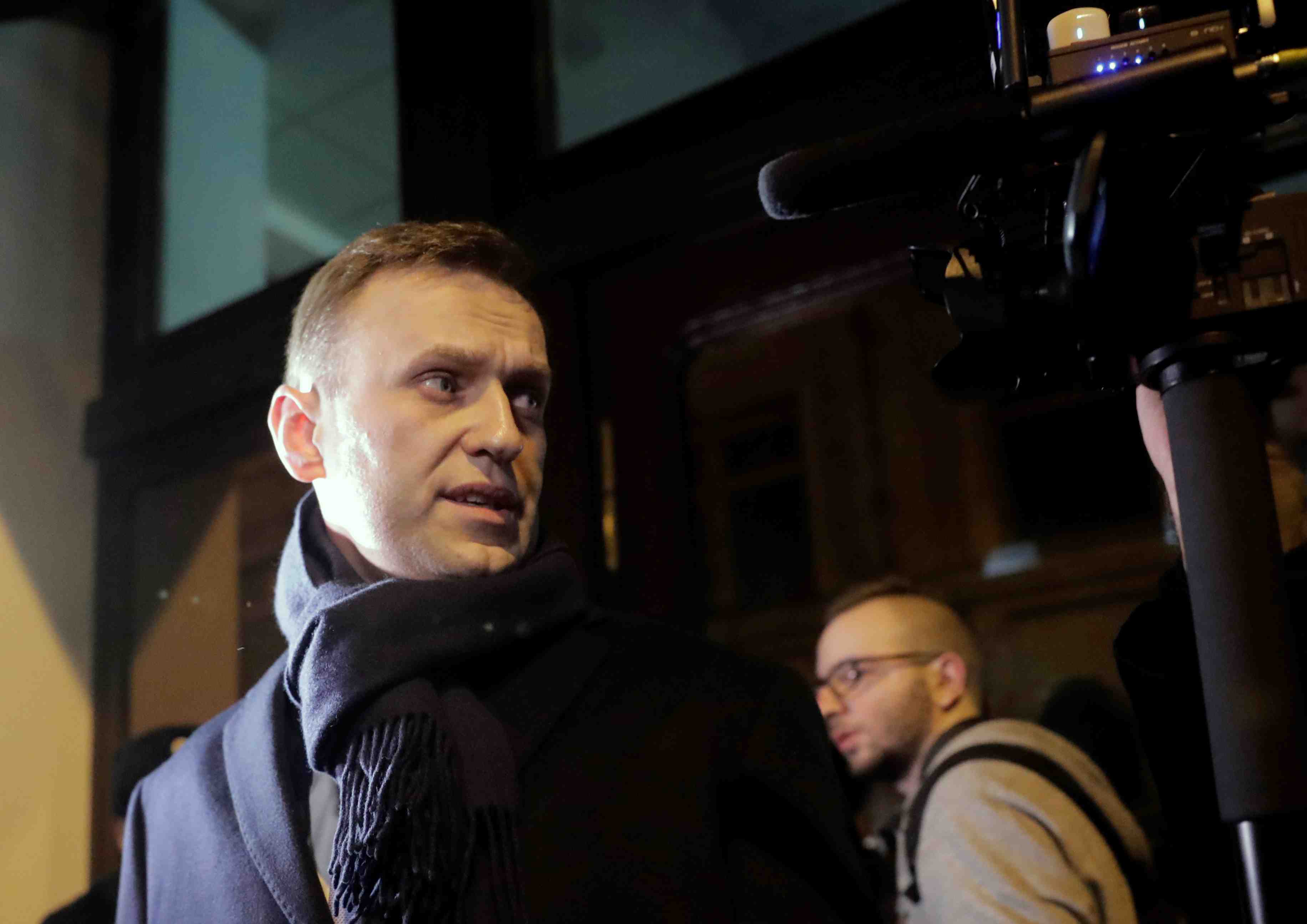 L'ue critique l'exclusion de navalny de la presidentielle russe