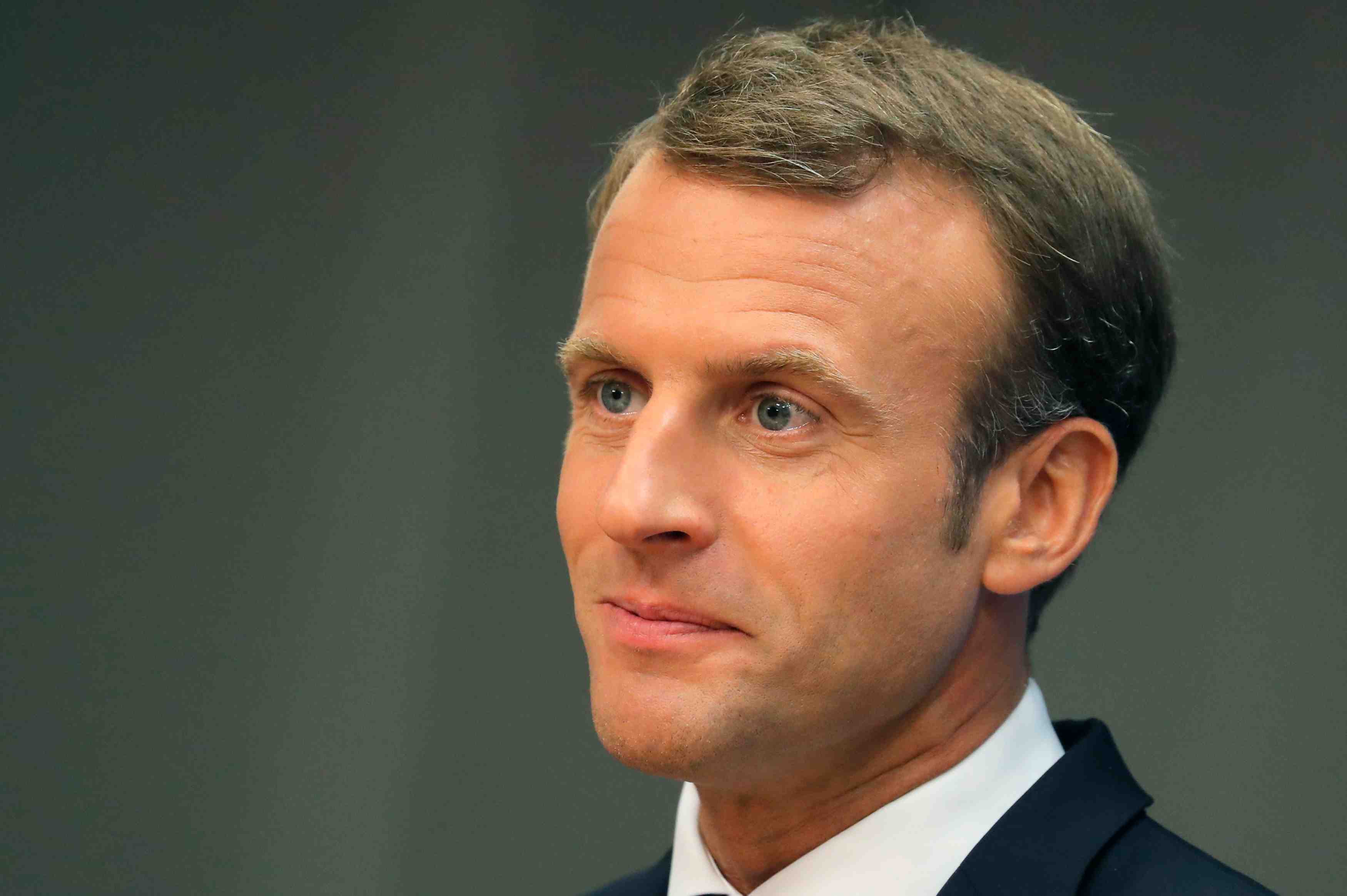 Macron explique son refus d'accueillir l'aquarius en france