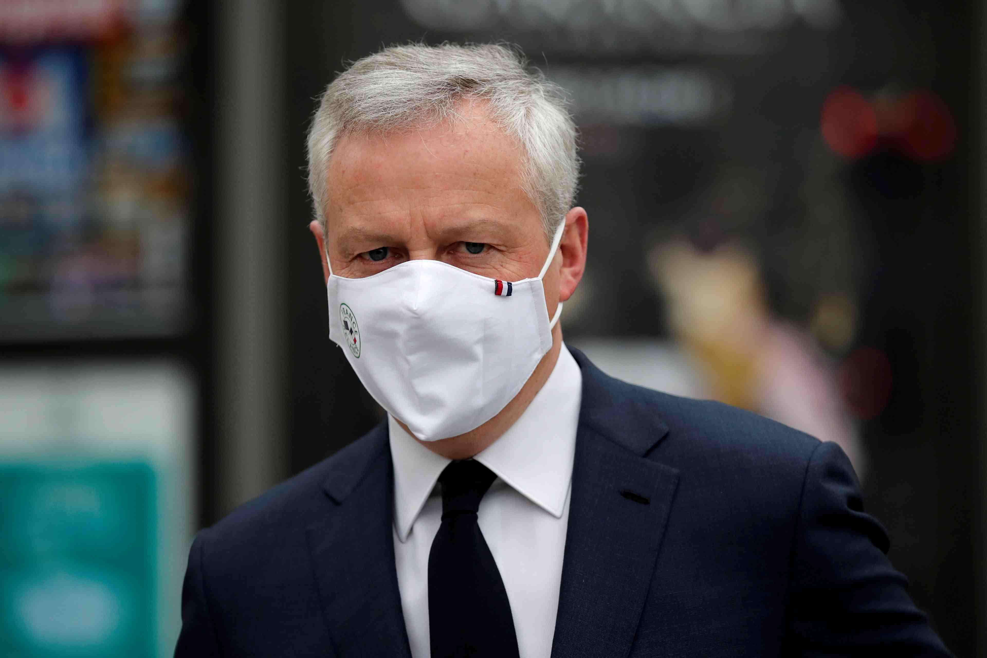 3.000 emplois supplementaires dans la finance a paris d'ici fin 2021, annonce le maire