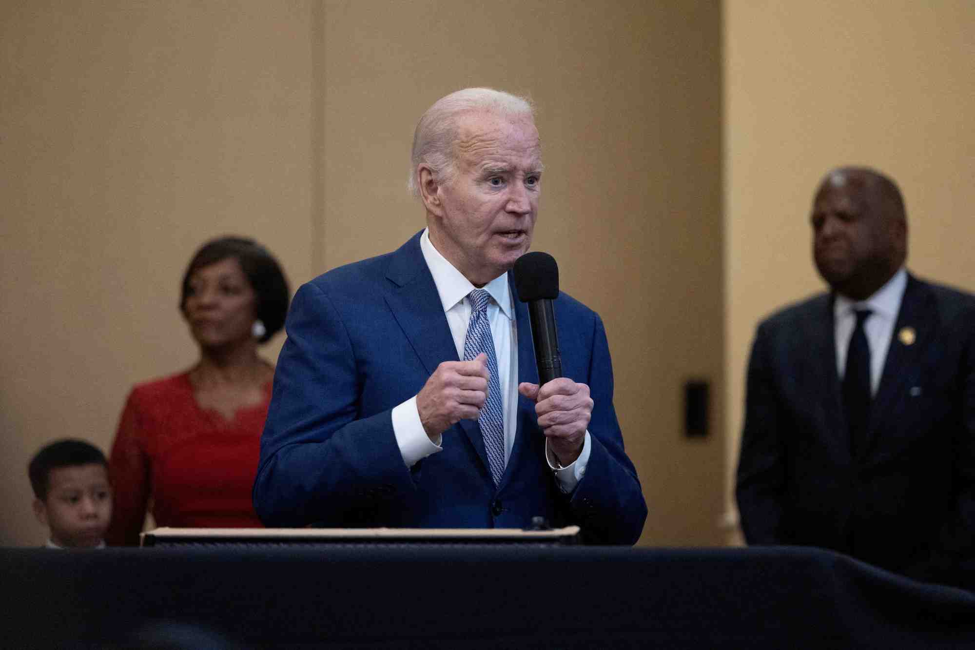 Le president americain joe biden