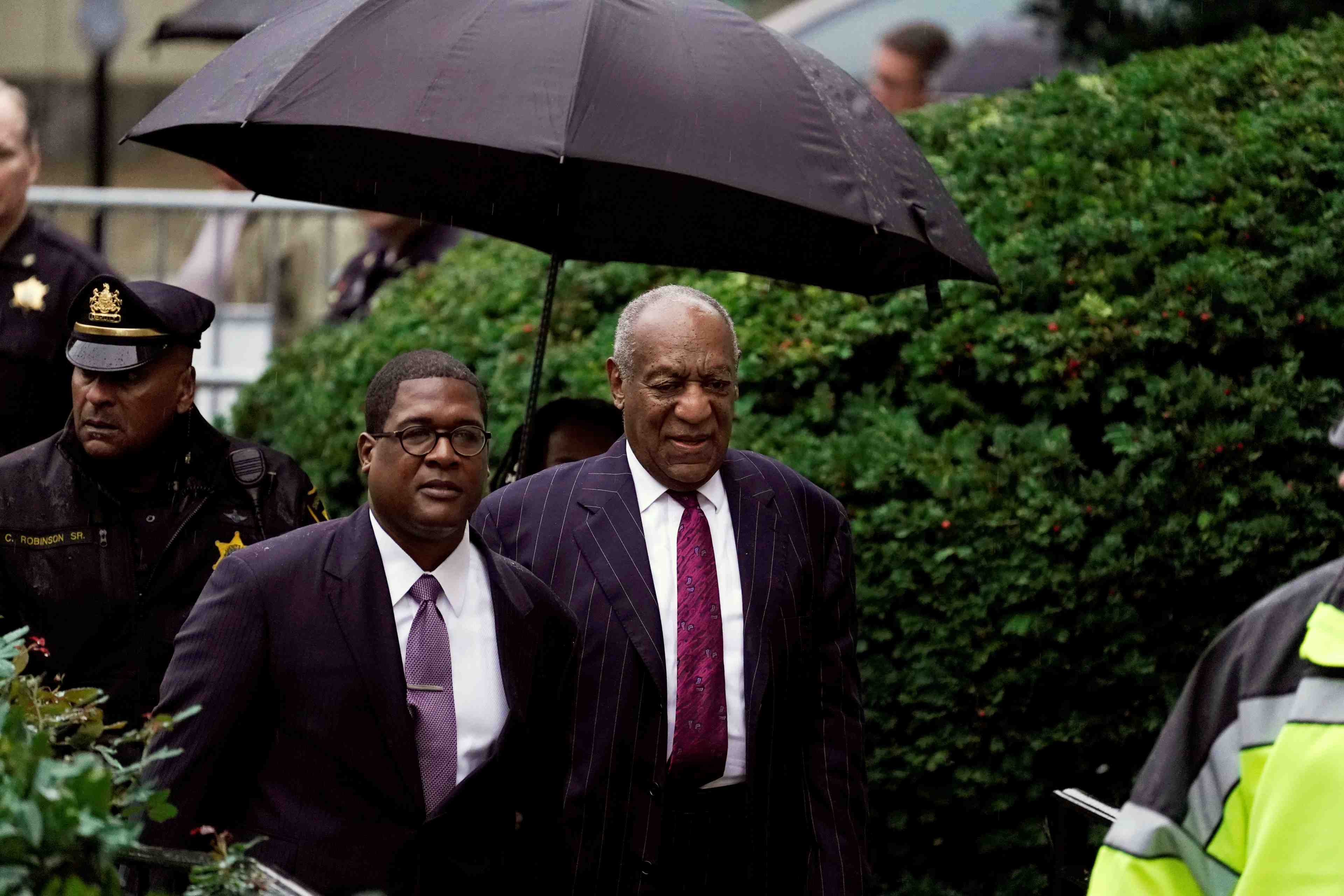 L'acteur bill cosby condamne a une peine de 3 a 10 ans de prison