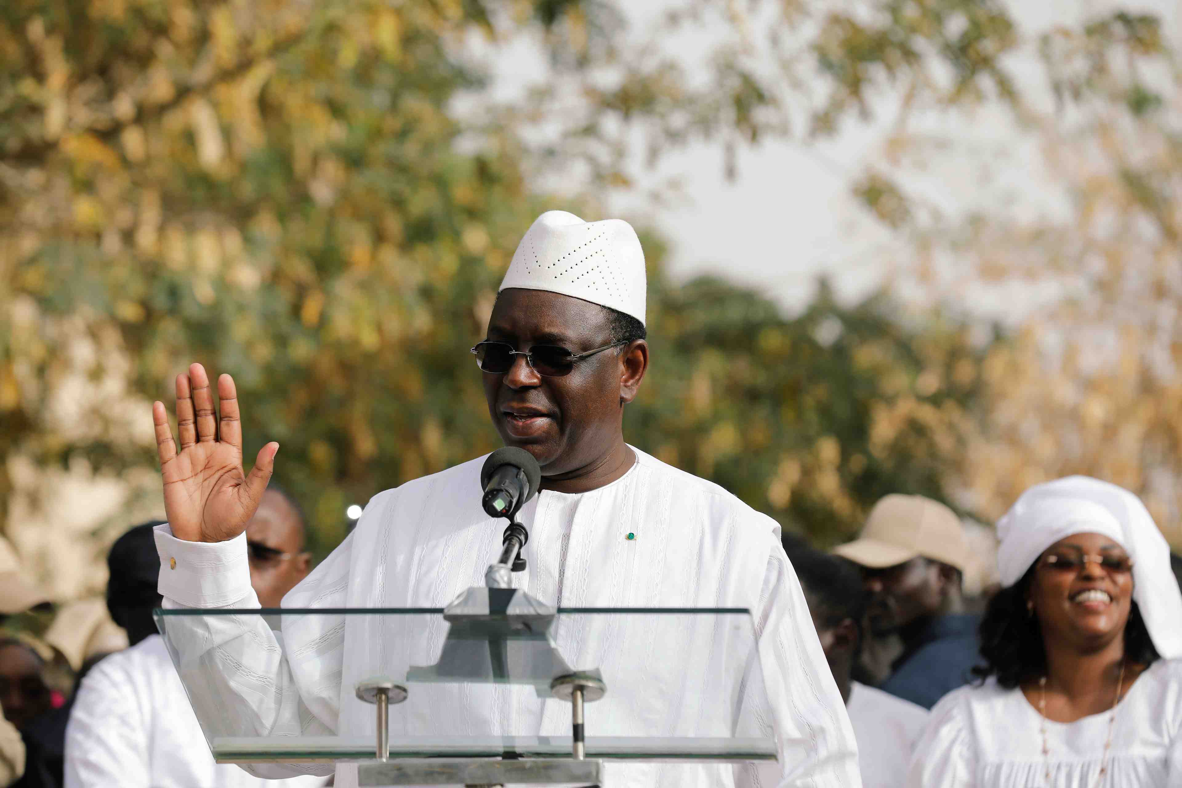 Senegal: macky sall reelu au premier tour de la presidentielle, selon son camp