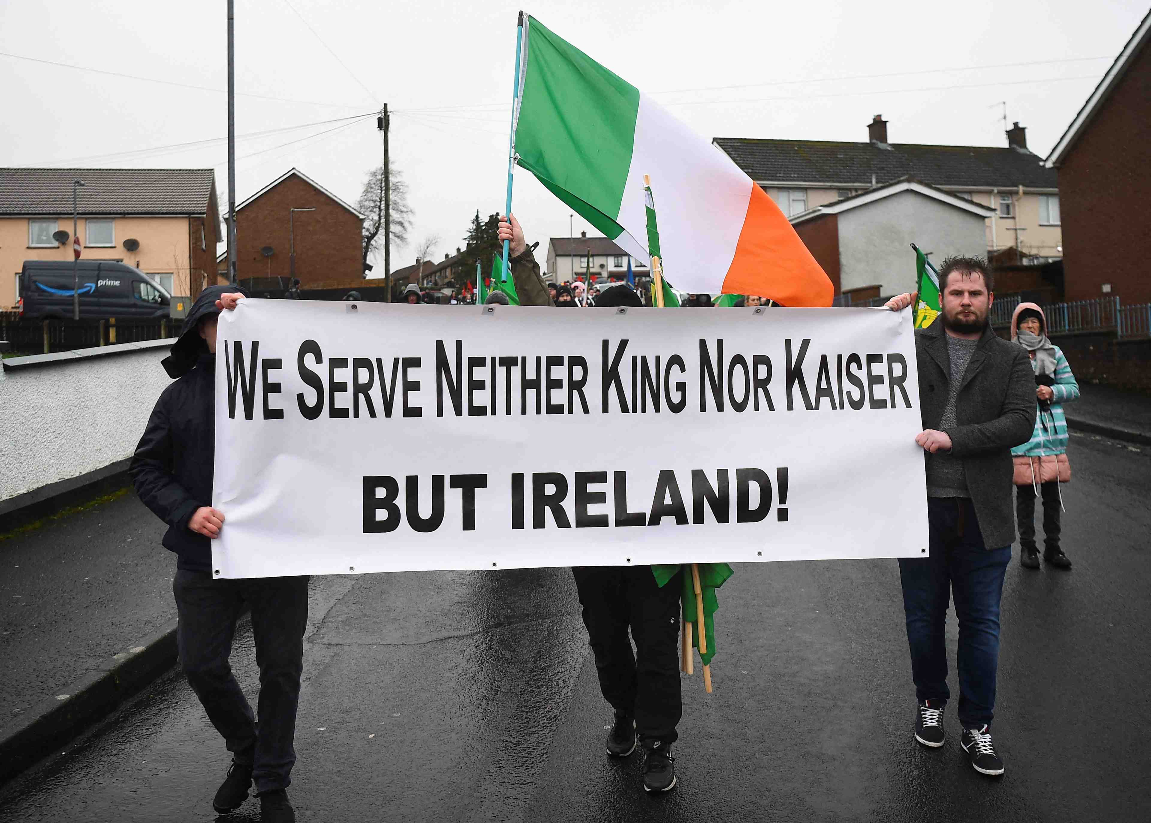 L'irlande celebre le 50e anniversaire du "bloody sunday" et demande justice