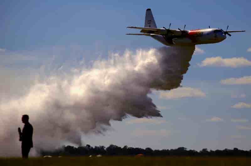 Australie: trois morts dans l'accident d'un avion bombardier d'eau