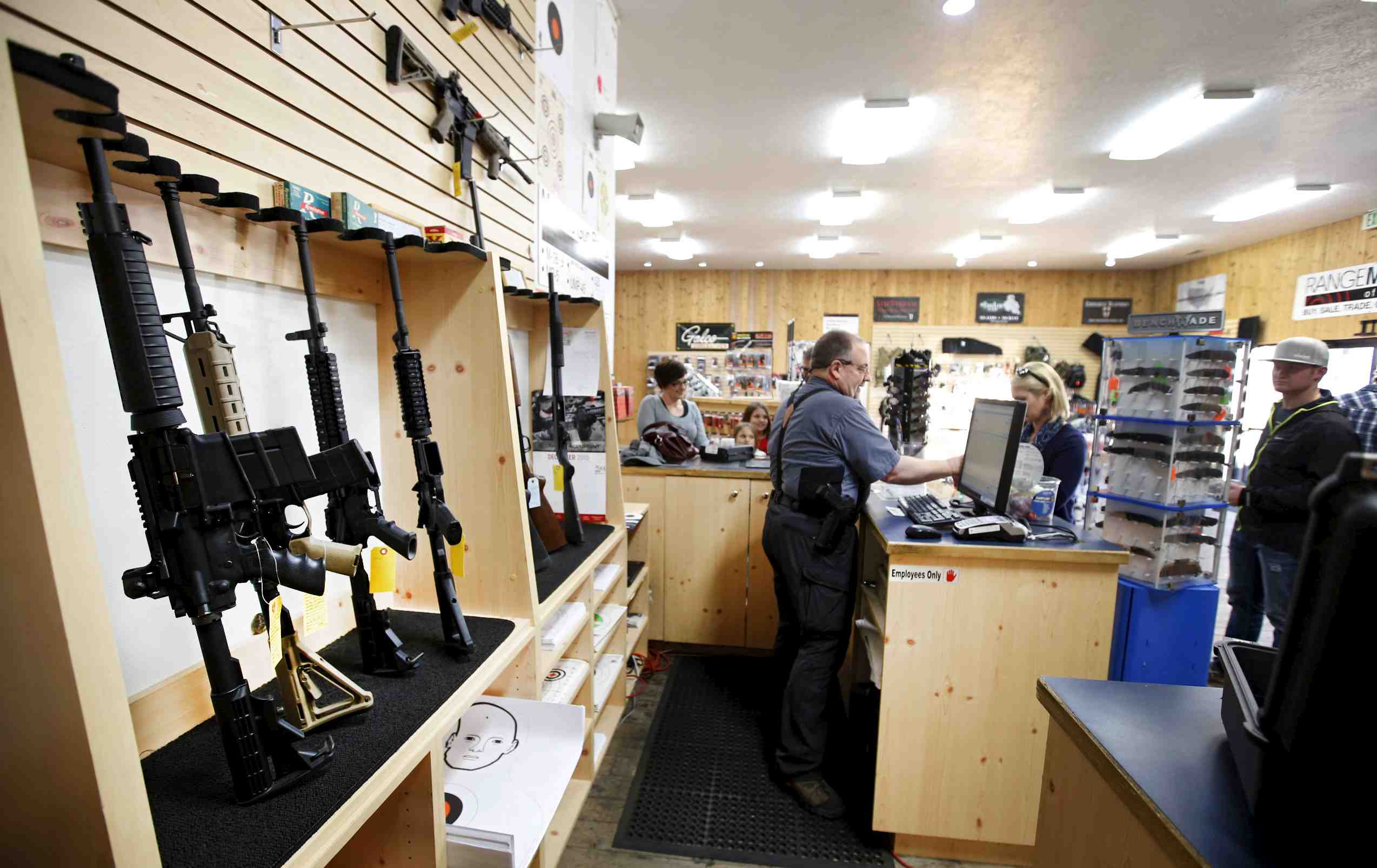 Barack obama annoncerait un renforcement du controle sur les ventes d'armes