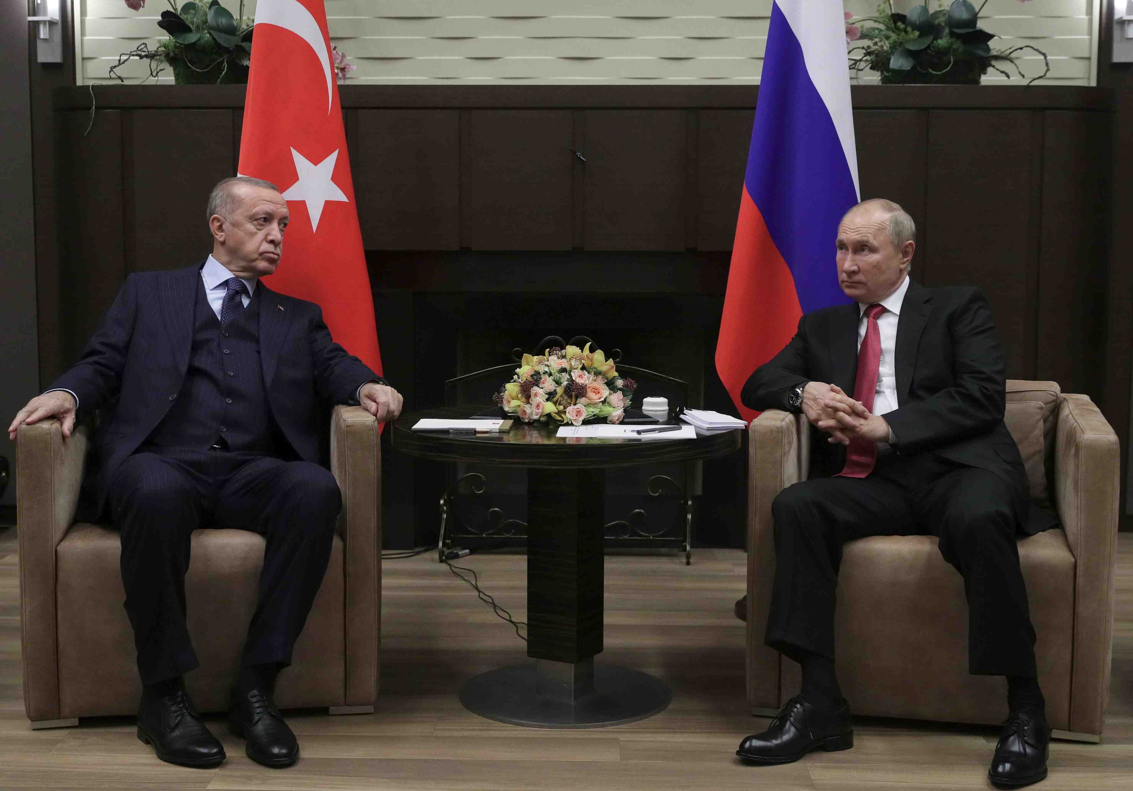 Turquie: erdogan veut renforcer la cooperation avec la russie dans l'industrie de defense