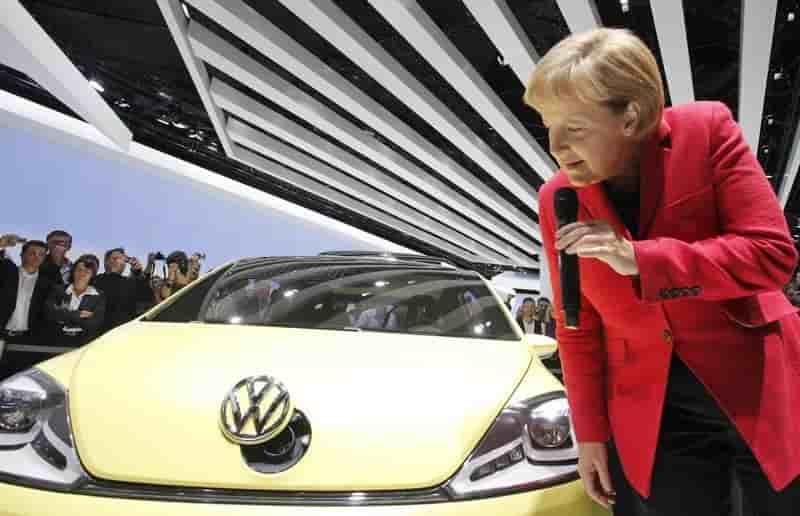 Merkel juge que la confiance dans l'economie allemande demeure
