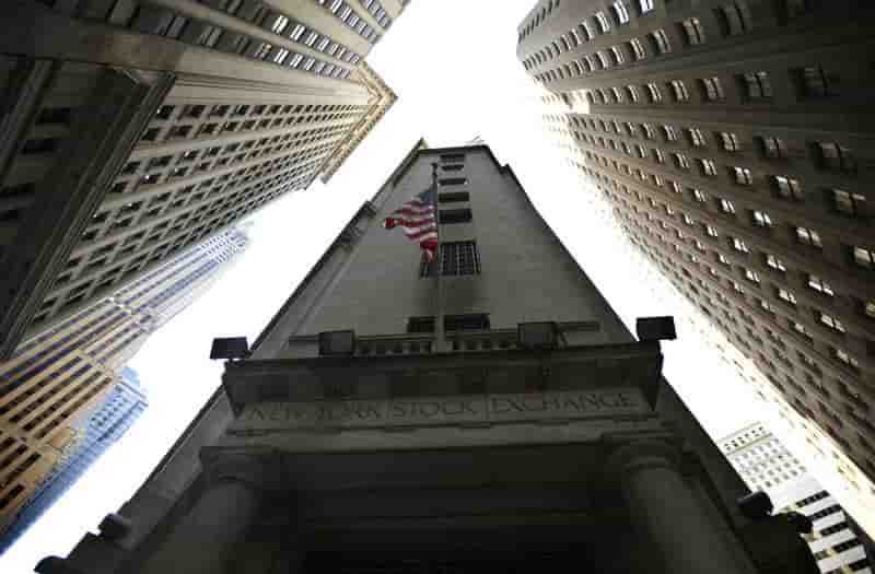 Le dollar faible peut servir de nouveau moteur a wall street