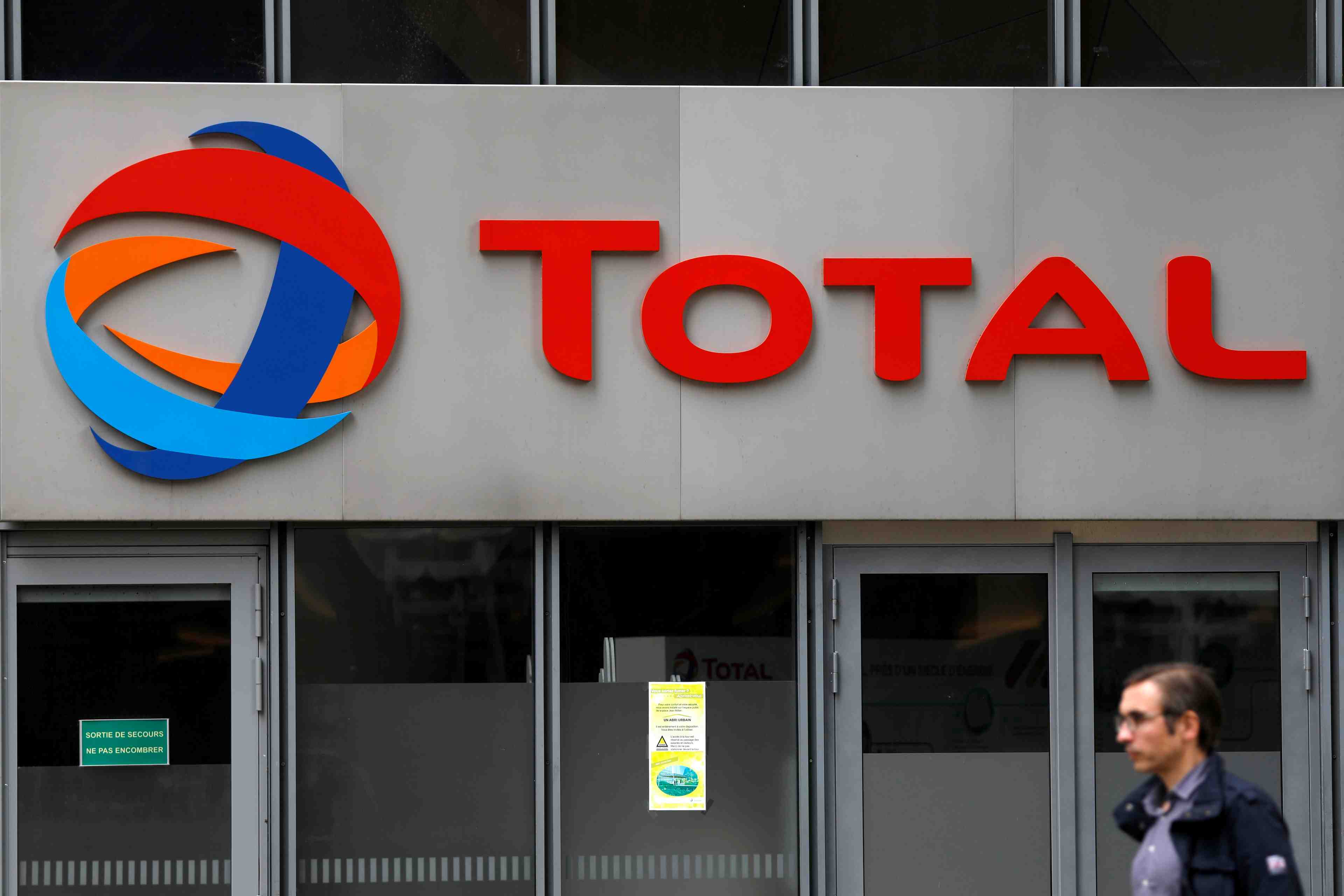 Total lance une offre conjointe sur de l'eolien en mer a dunkerque