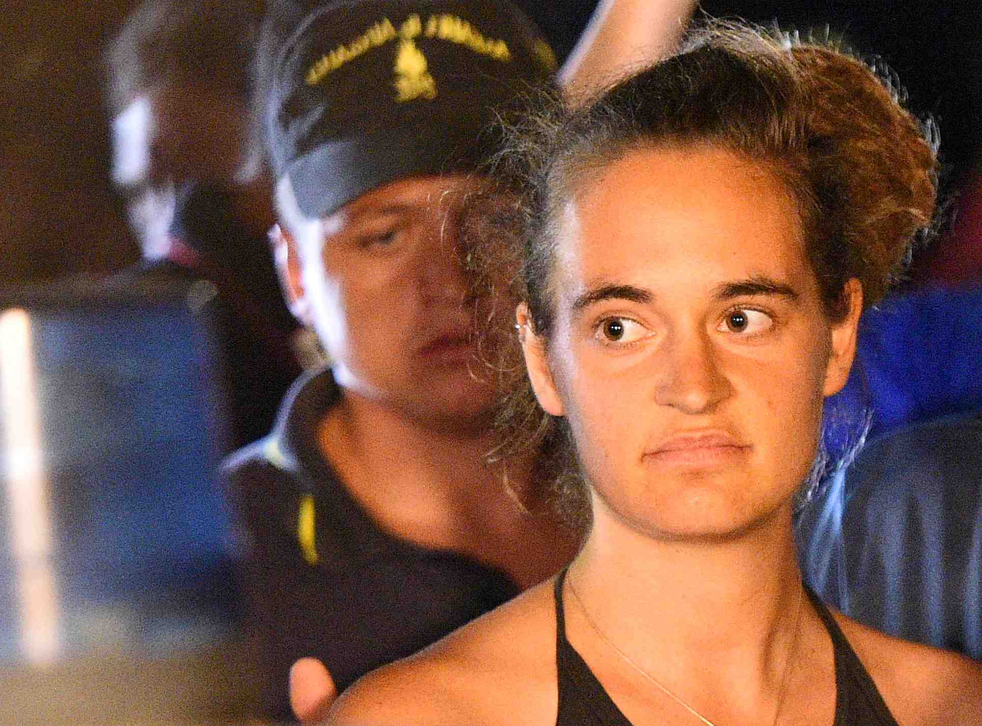 La capitaine du sea-watch va porter plainte contre salvini