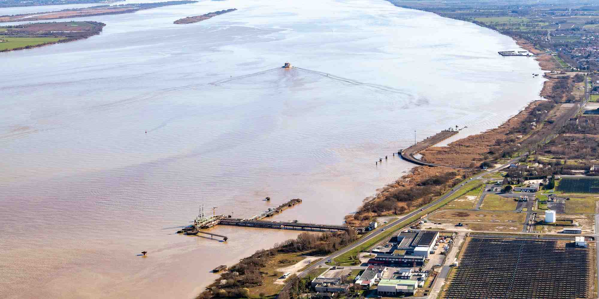 Depuis bientôt dix ans, l'estuaire de la Gironde fait l'objet de modélisations numériques pour faciliter la navigation et de multiples autres applications.