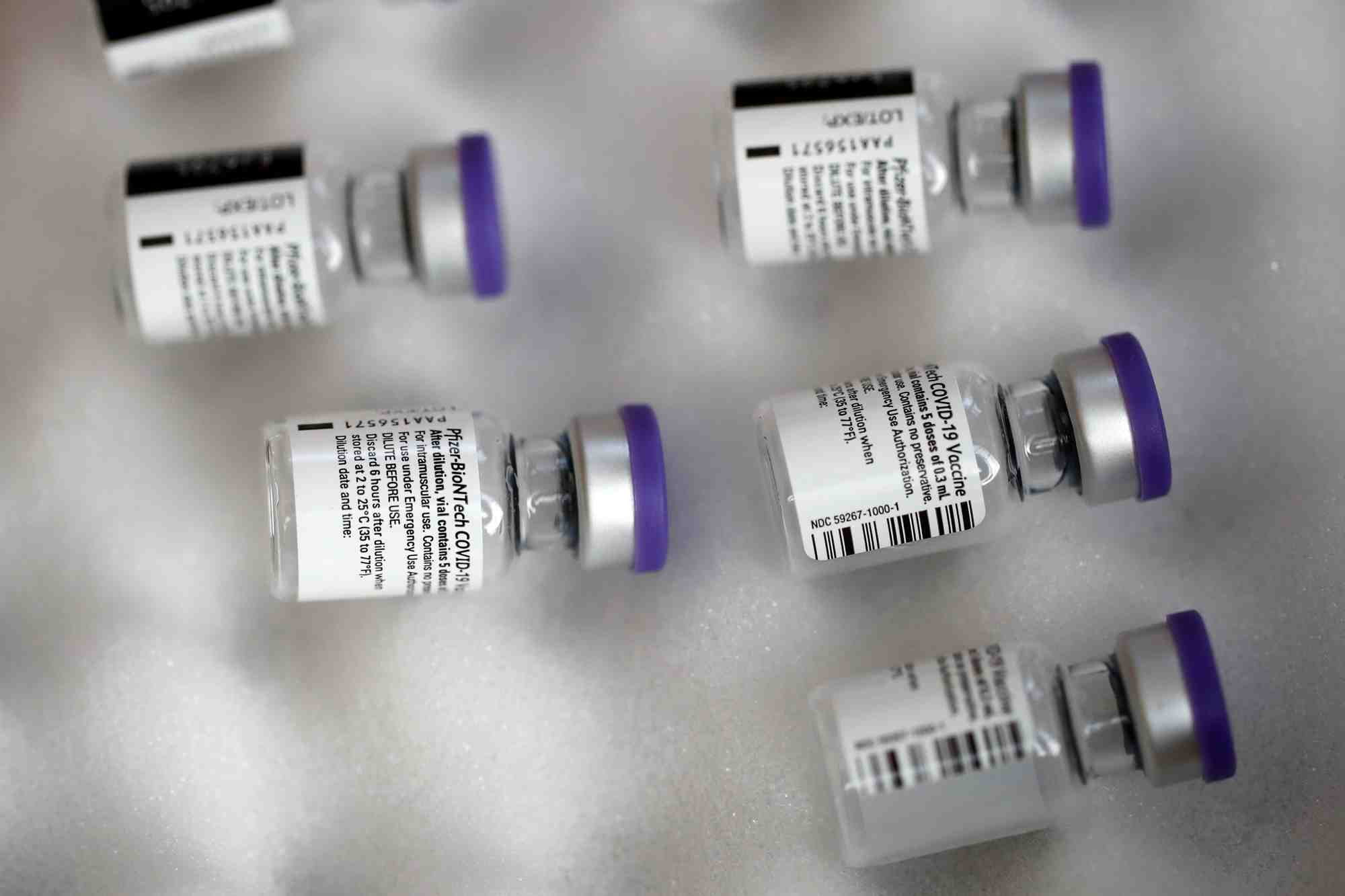 Coronavirus: mayotte attend ses premiers vaccins, entre inquietude et colere