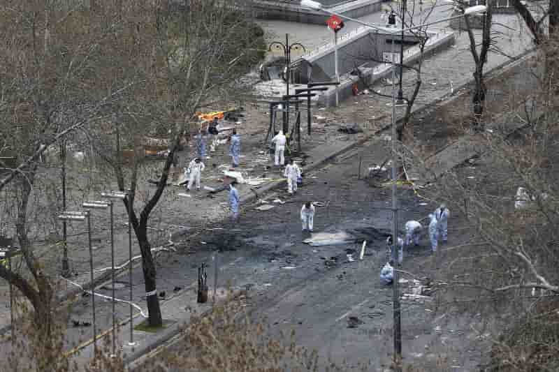 Attentat a la voiture piegee dans le centre d'ankara