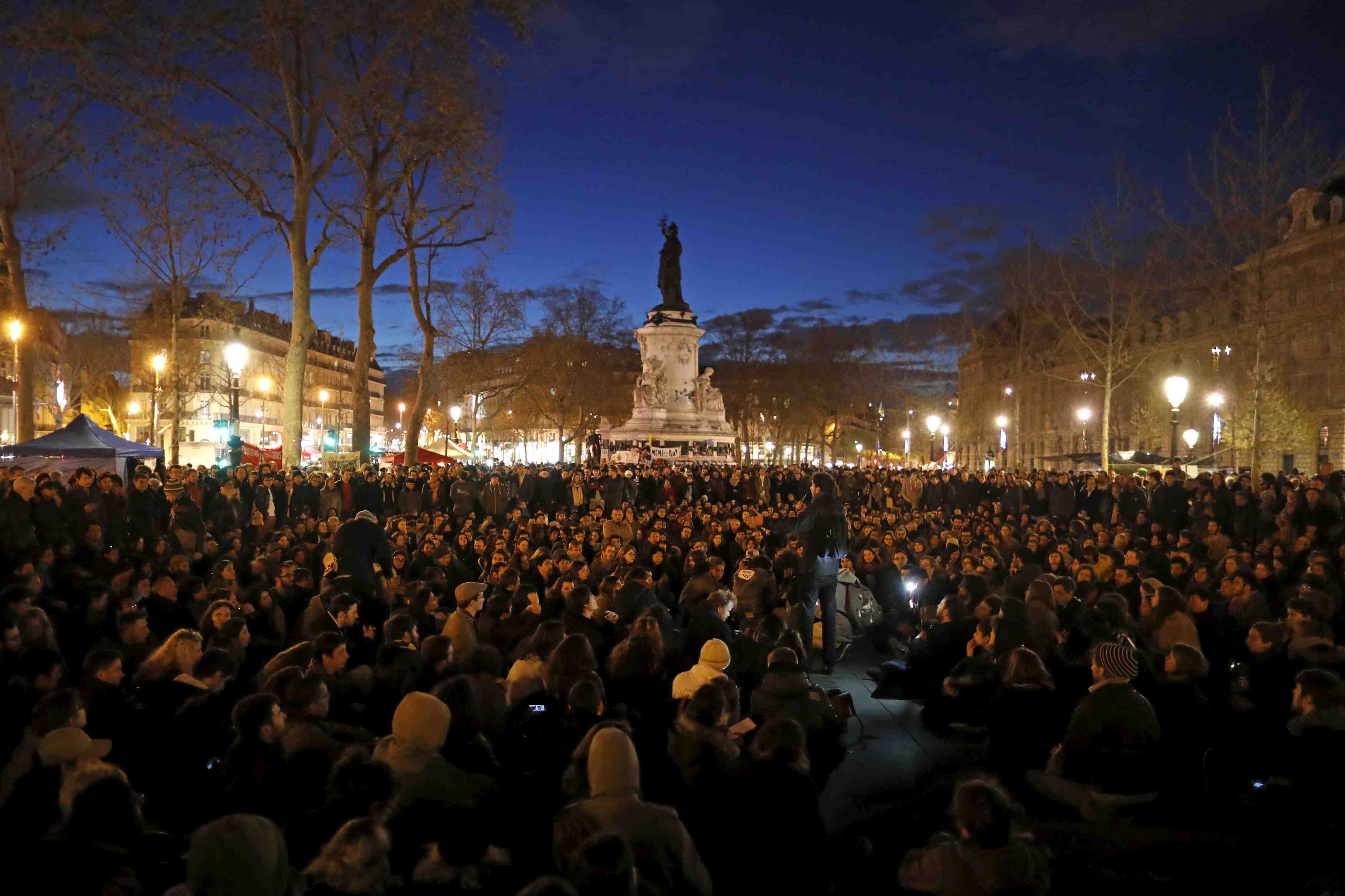 L'unef juge l'encadrement policier des manifestations demesure