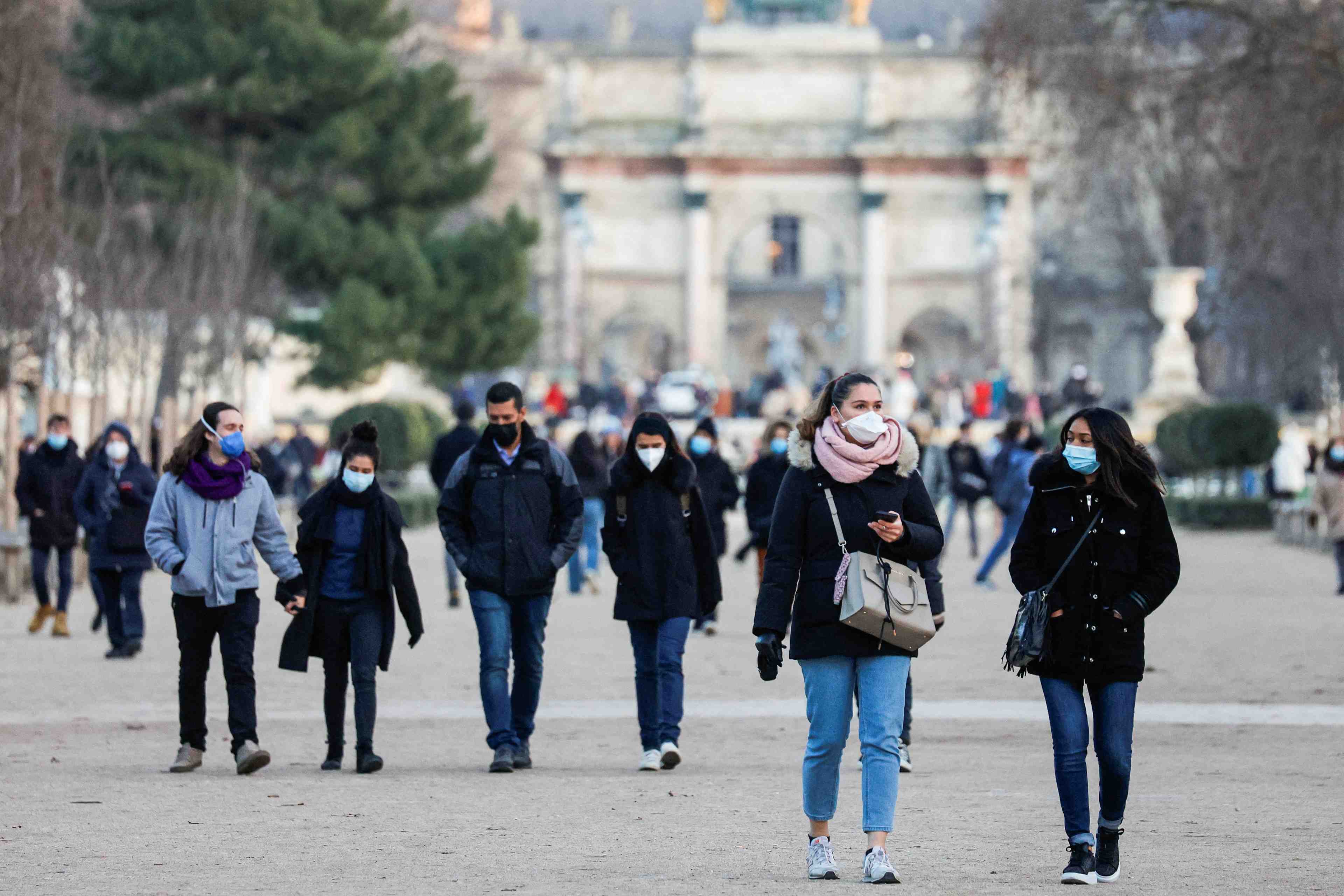 Coronavirus/france: le senat limite le pass vaccinal aux plus de 18 ans