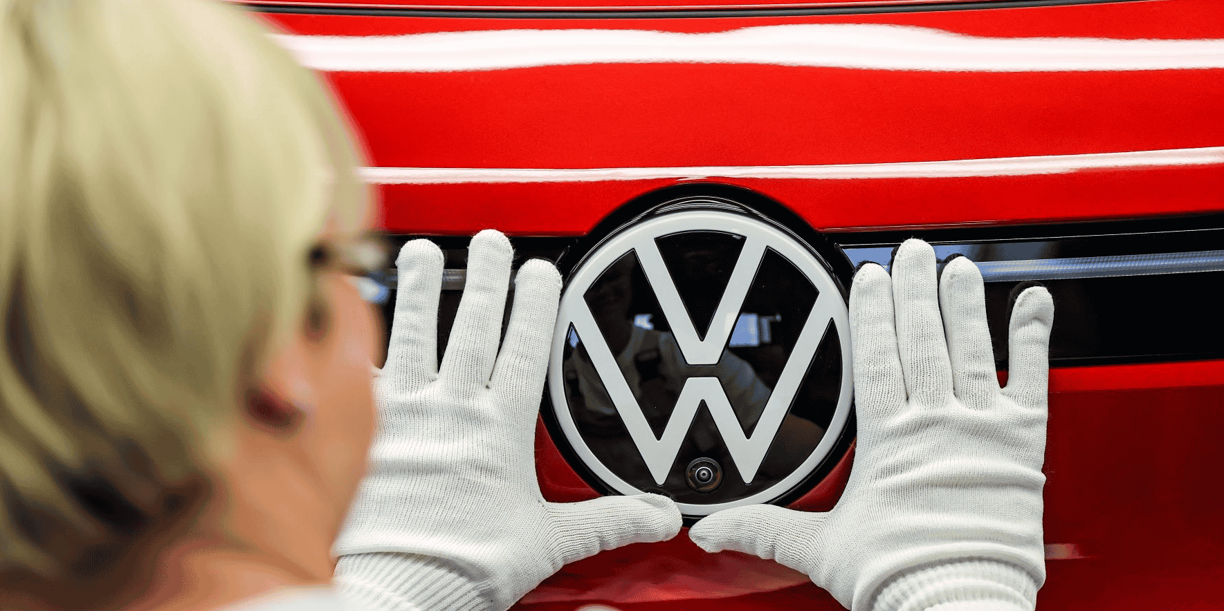 À titre d'exemple, le géant automobile Volkswagen vend presque 40 % de ses véhicules en Chine, soit plus que toute l'Europe réunie, malgré une baisse de part de marché récemment.