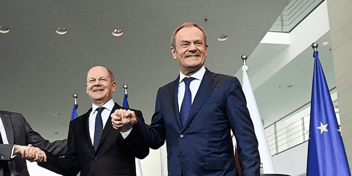 Donal Tusk et Olaf Scholz ont signés un plan d'action couvrant plusieurs domaines de coopération, militaire, industrielle, culturelle, et dans l'éducation.