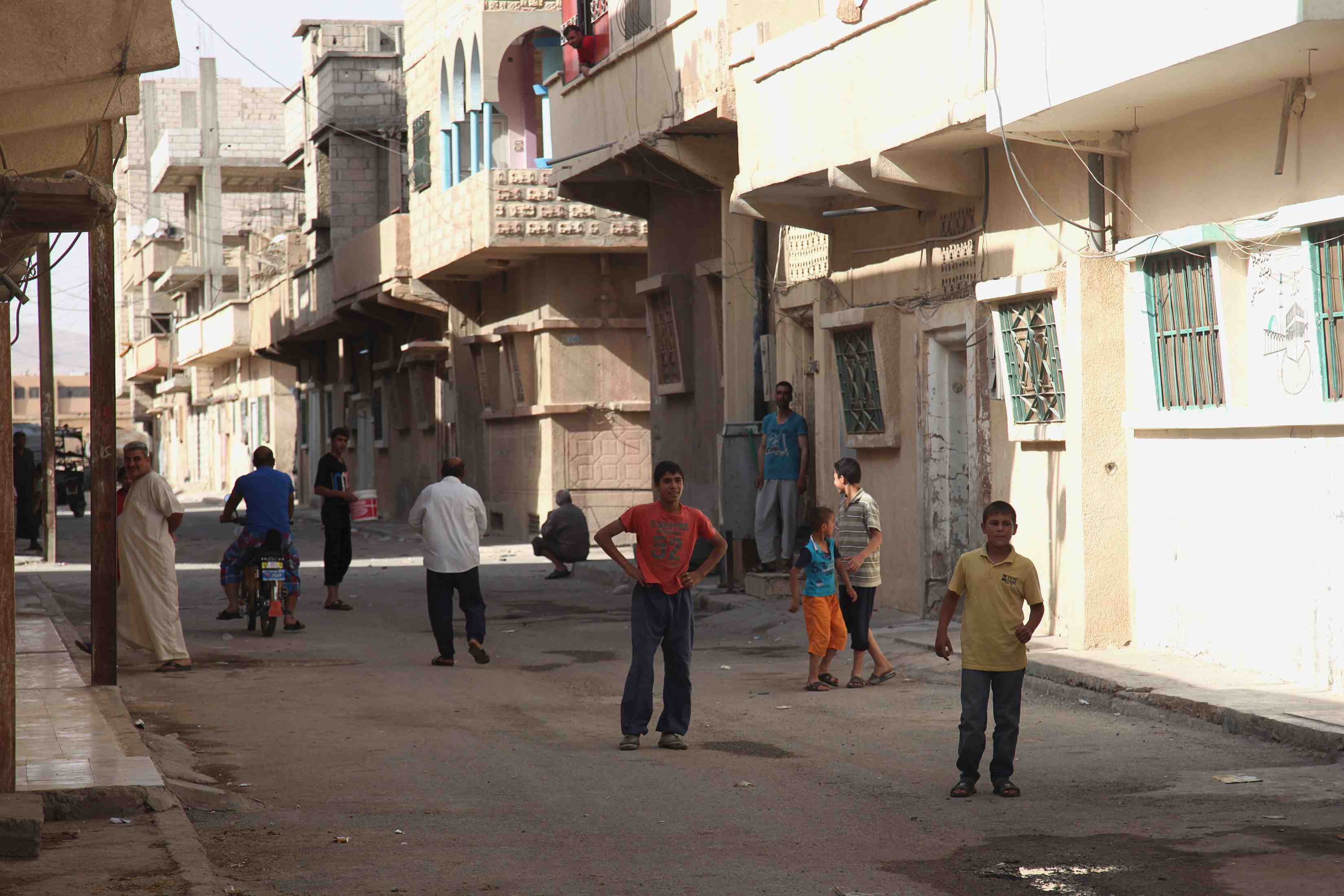 Selon la television syrienne, l'ei a tue 400 civils a palmyre