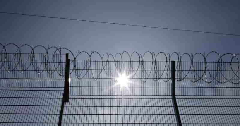 Emeute dans le centre de detention de poitiers