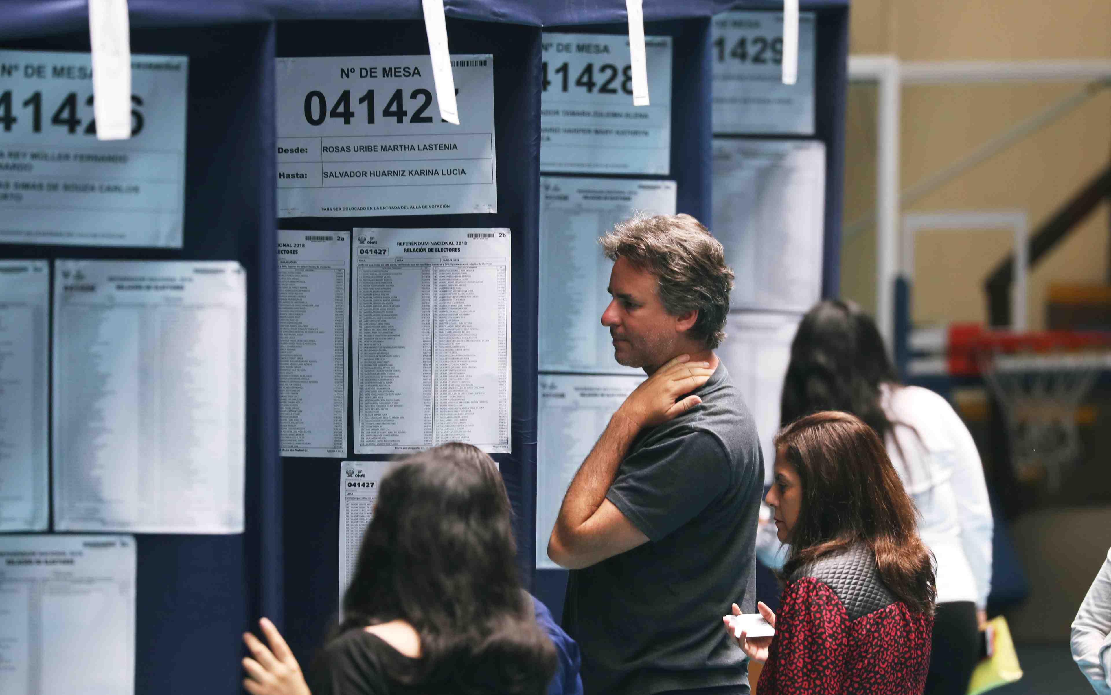 Referendum: les peruviens soutiennent les reformes anti-corruption