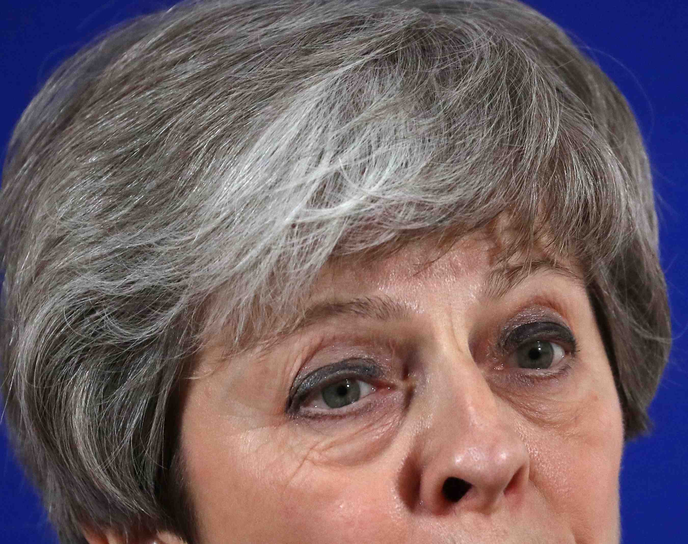 Brexit: theresa may obtient de bruxelles un sursis de deux semaines