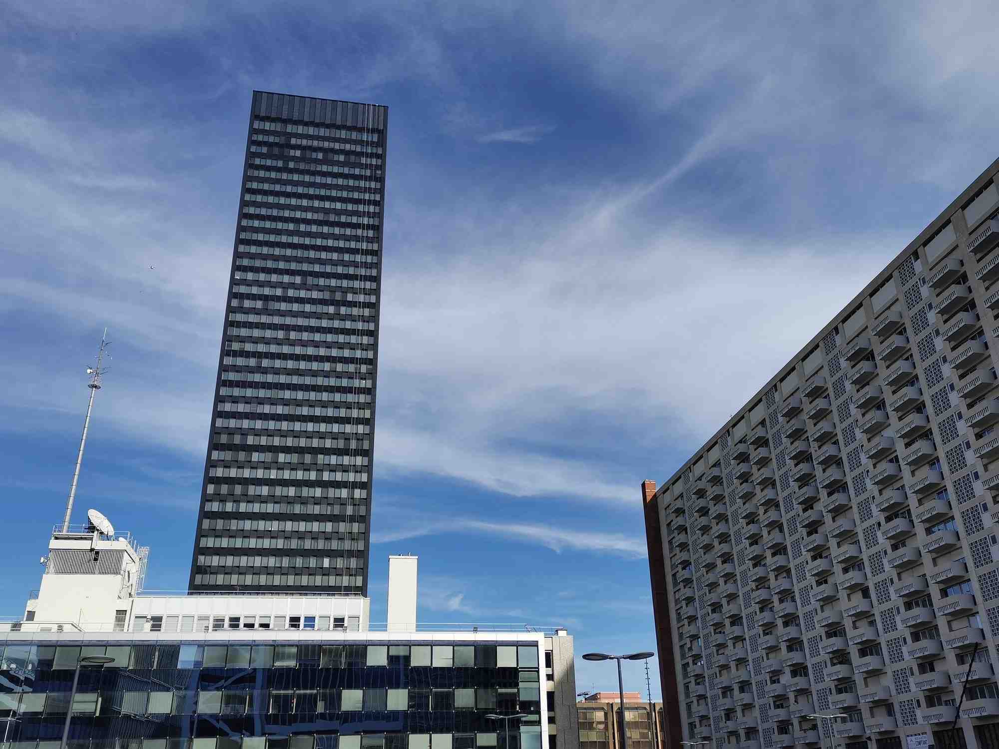 La tour To-Lyon, dernière à sortir de terre dans le quartier d'affaires de la Part-Dieu, sera inaugurée à la fin de l'année 2023.