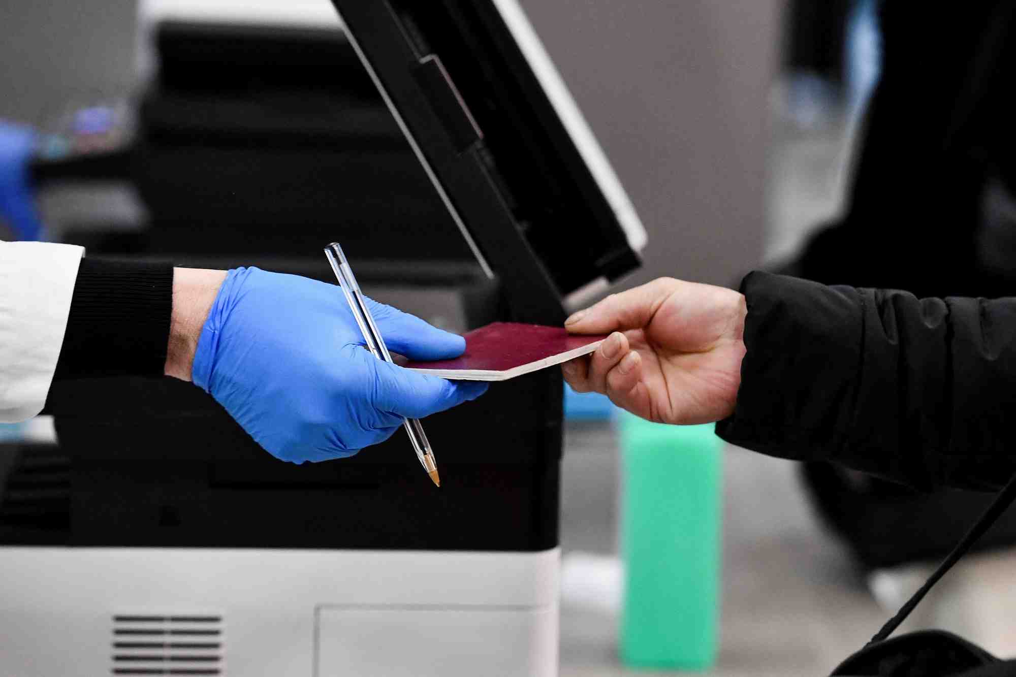 Un controle a l'aeroport de malpensa a milan