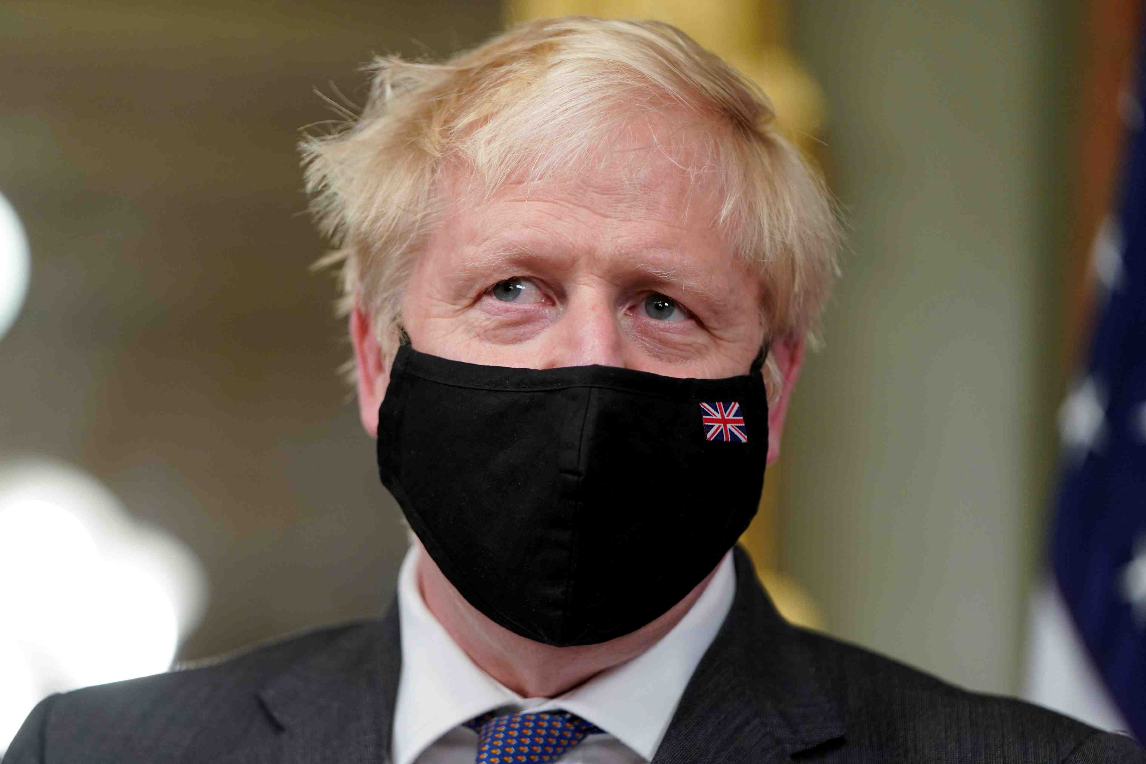 Johnson dit a la france de se ressaisir apres le differend sur les sous-marins en australie