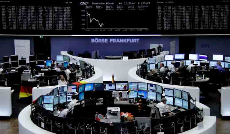 Les Bourses européennes clôturent en net recul, Paris cède 1,44%