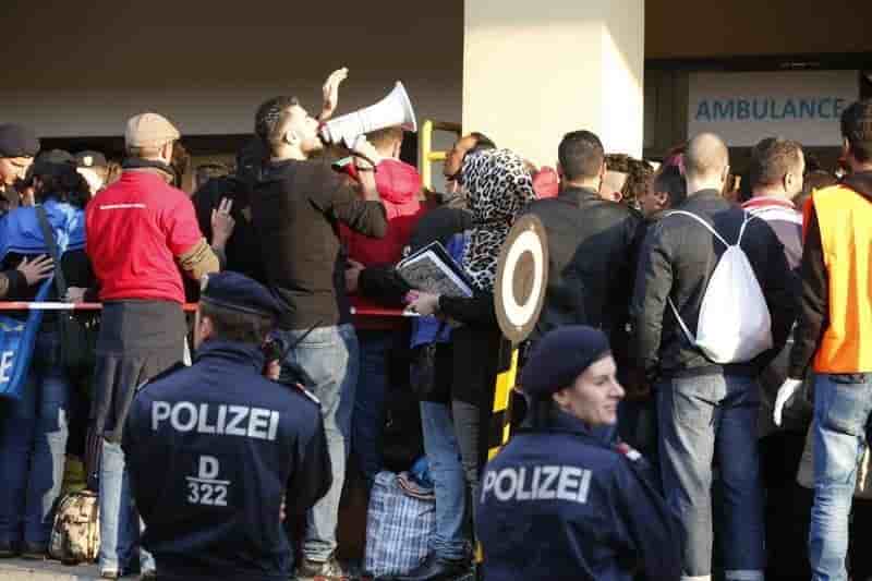 L'allemagne attend 40.000 refugies ce week-end