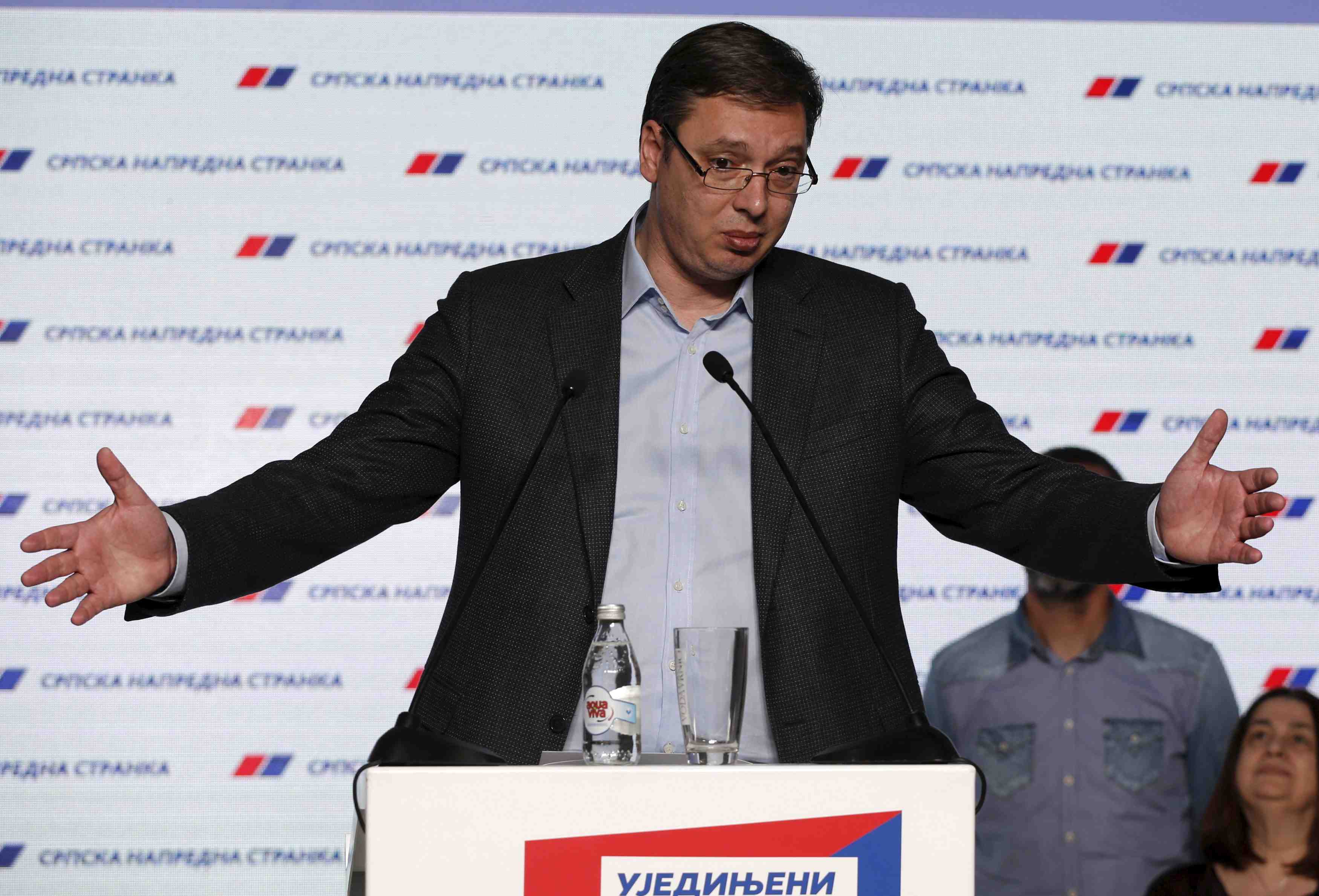 Le parti du premier ministre serbe vucic remporte les legislatives