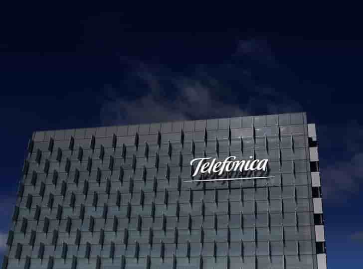 Telefonica espere lever 1,4 milliard d'euros avec telxius