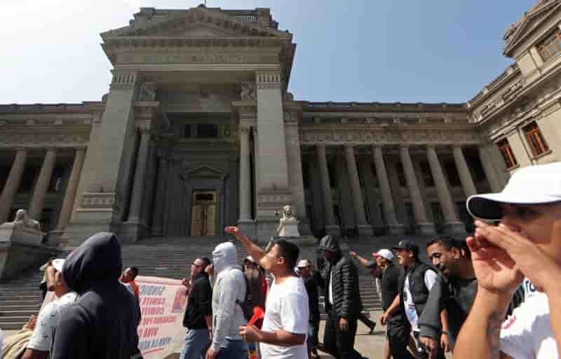 Manifestations contre la corruption au perou