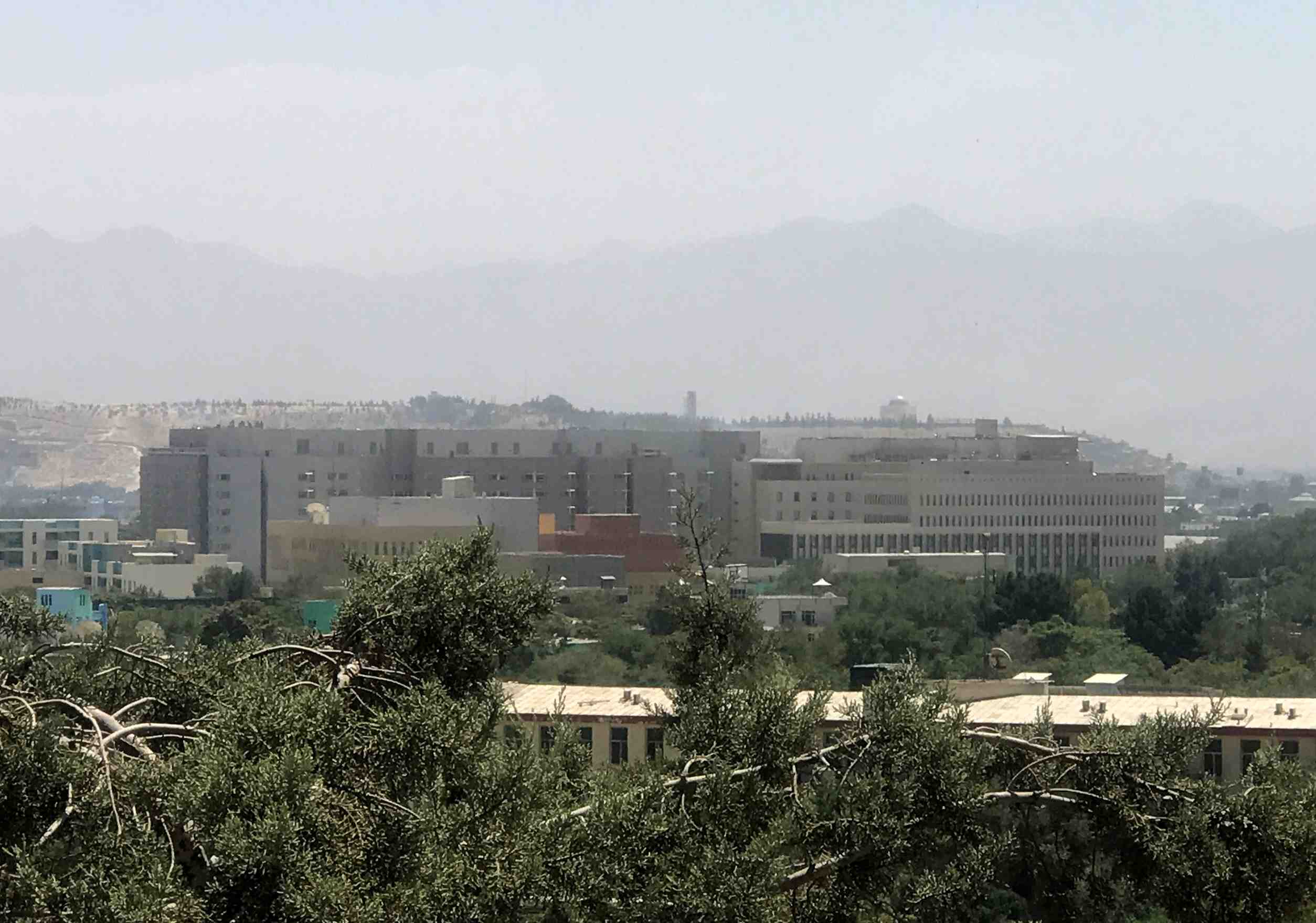 Afghanistan: biden envoie plus de soldats pour evacuer l'ambassade us, defend le retrait