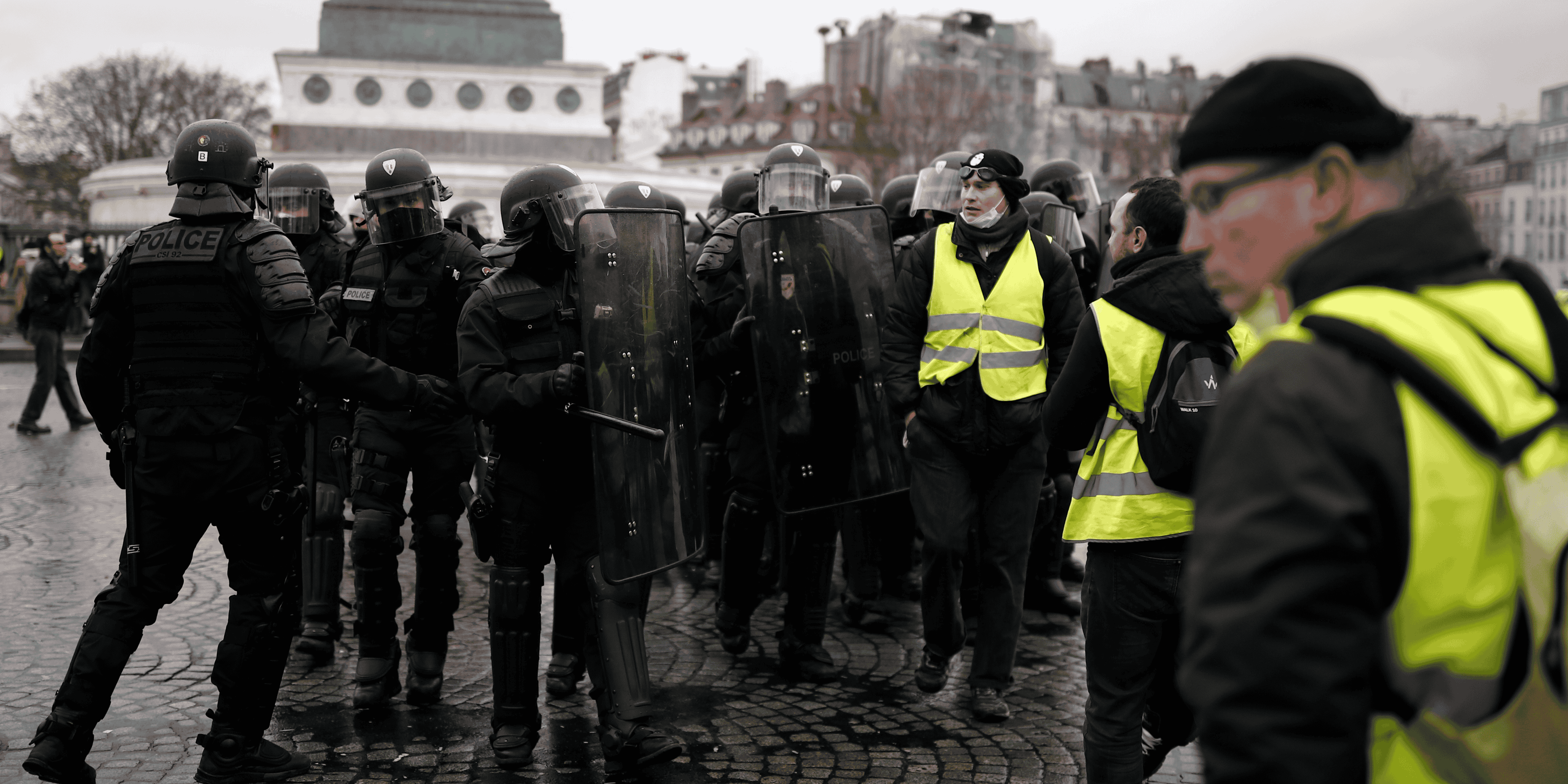 Le "gilet jaune" blesse a l'oeil a porte plainte, dit bfmtv