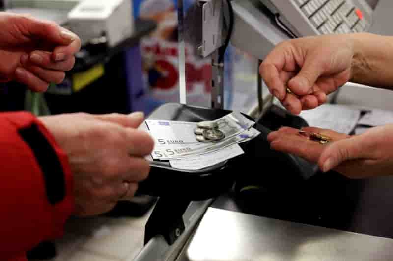 Baisse de 2,1% de la consommation des ménages en janvier