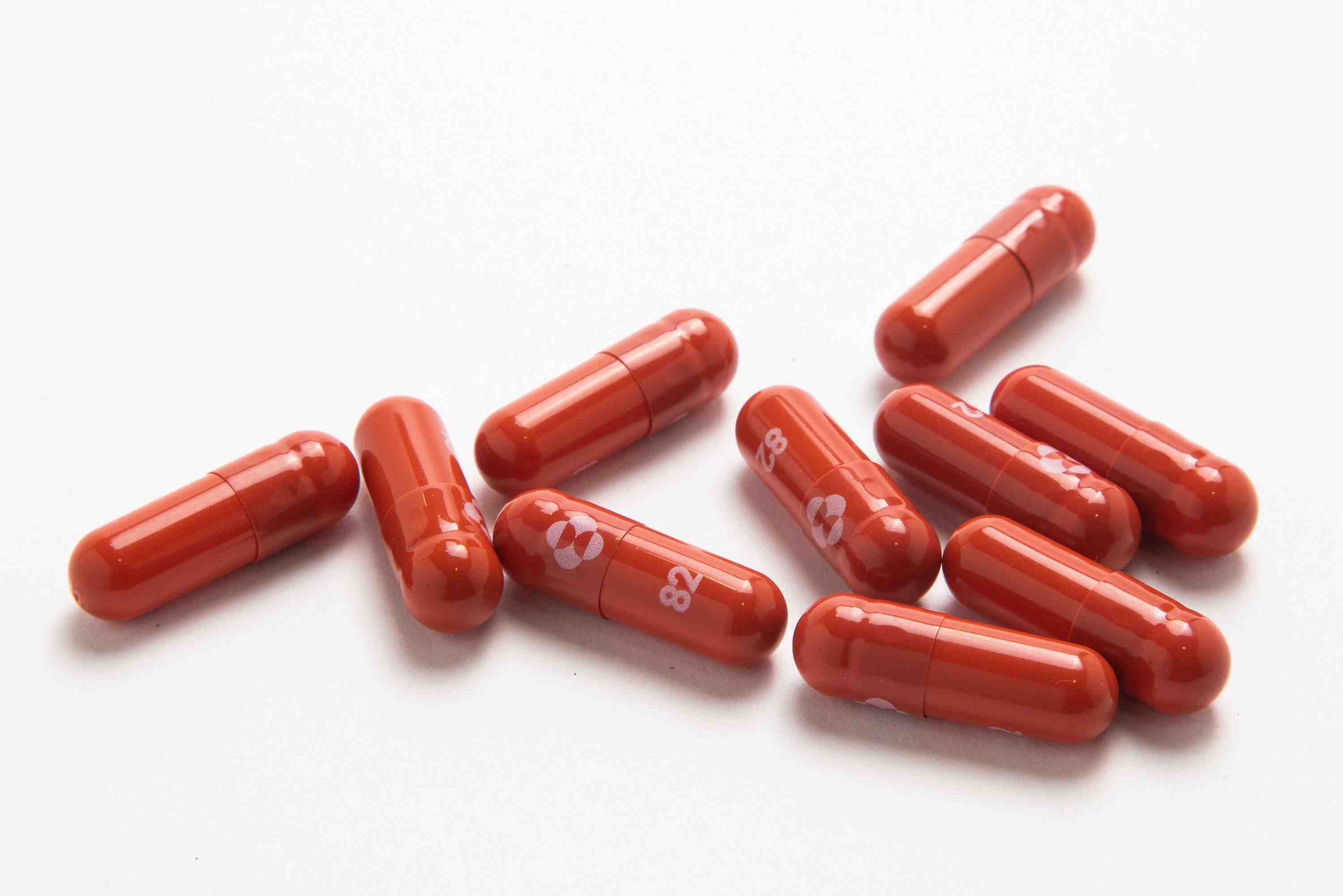 Coronavirus: l'ue donnera son avis sur le traitement de merck des que possible