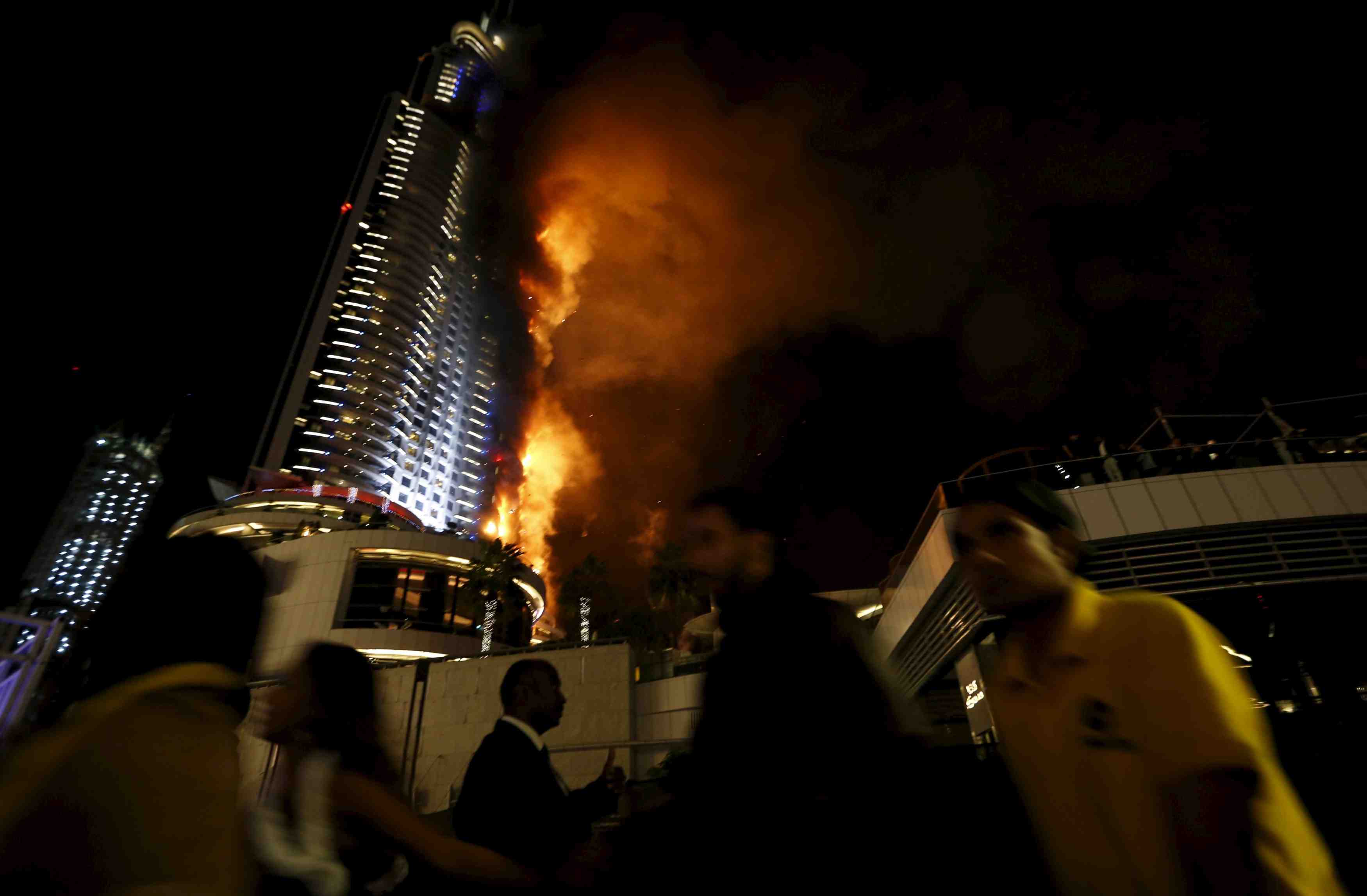 Incendie dans une tour a dubai