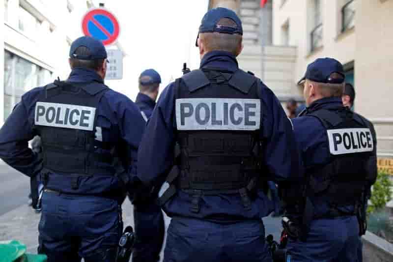 Aix-en-provence: un homme ecroue pour vol d’armes de guerre