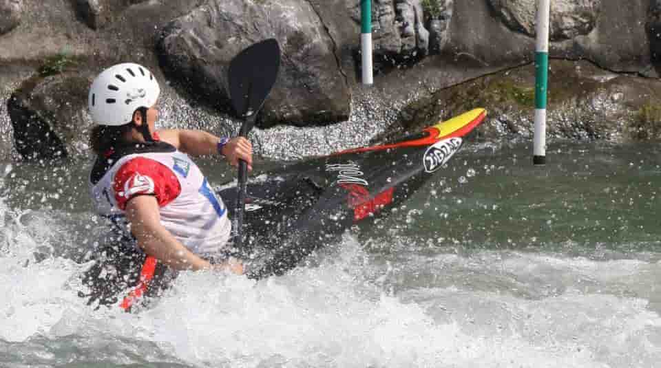 Pour équiper ses athlètes, la Fédération française de canoë-kayak (FFCK) a décidé de faire appel à ZigZag, une entreprise tarnaise à la solide réputation.