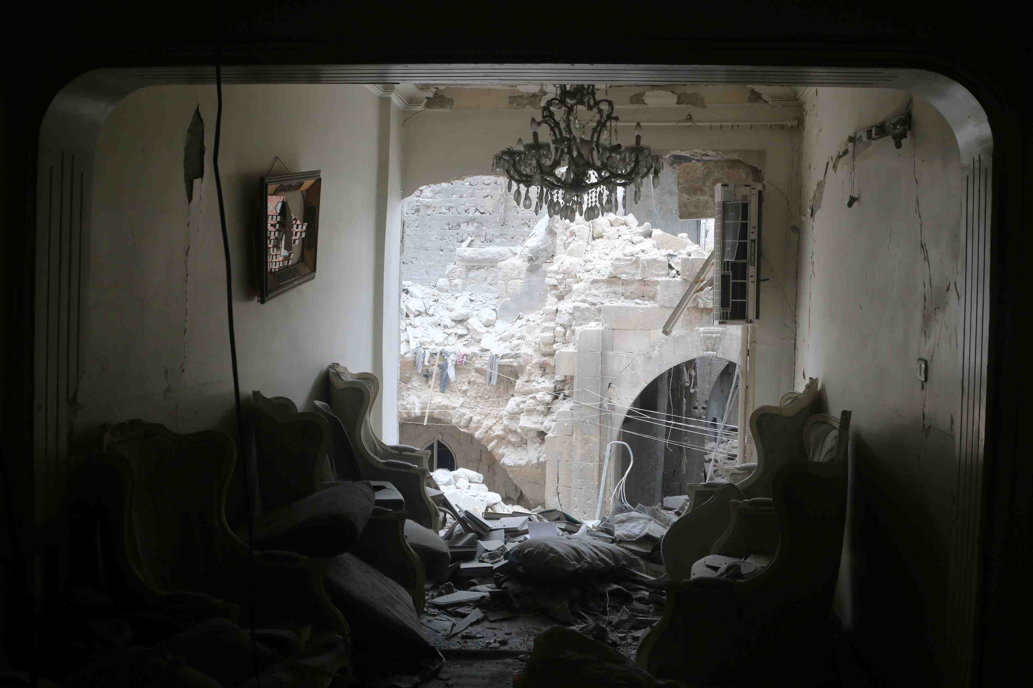 Prise par les insurges syriens d'un village cle pres d'alep