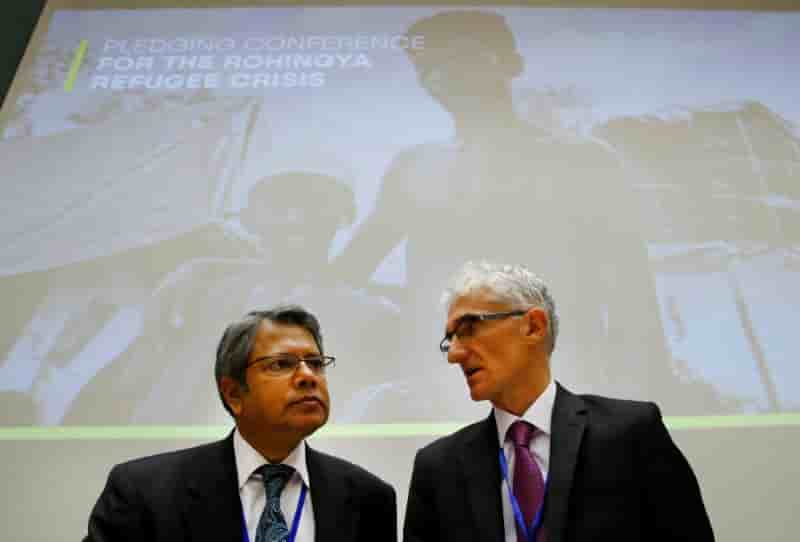 Pres d'un million de rohingya se sont refugies au bangladesh