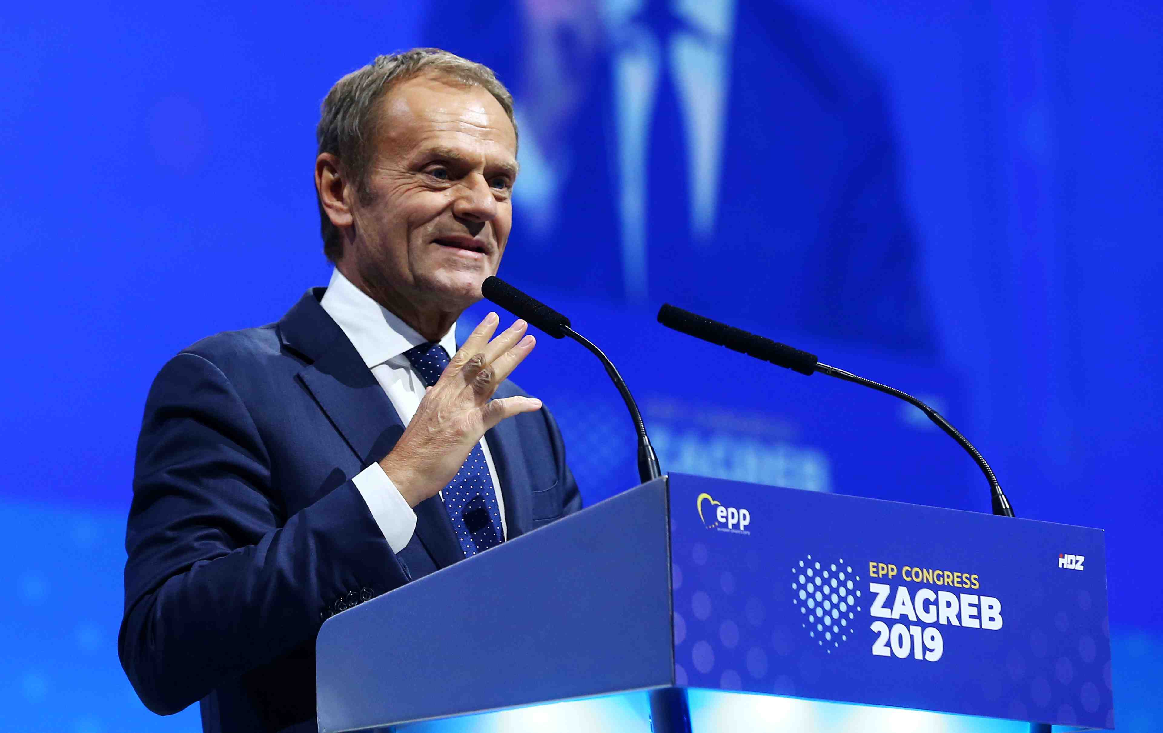 Ue: donald tusk elu a la tete du ppe