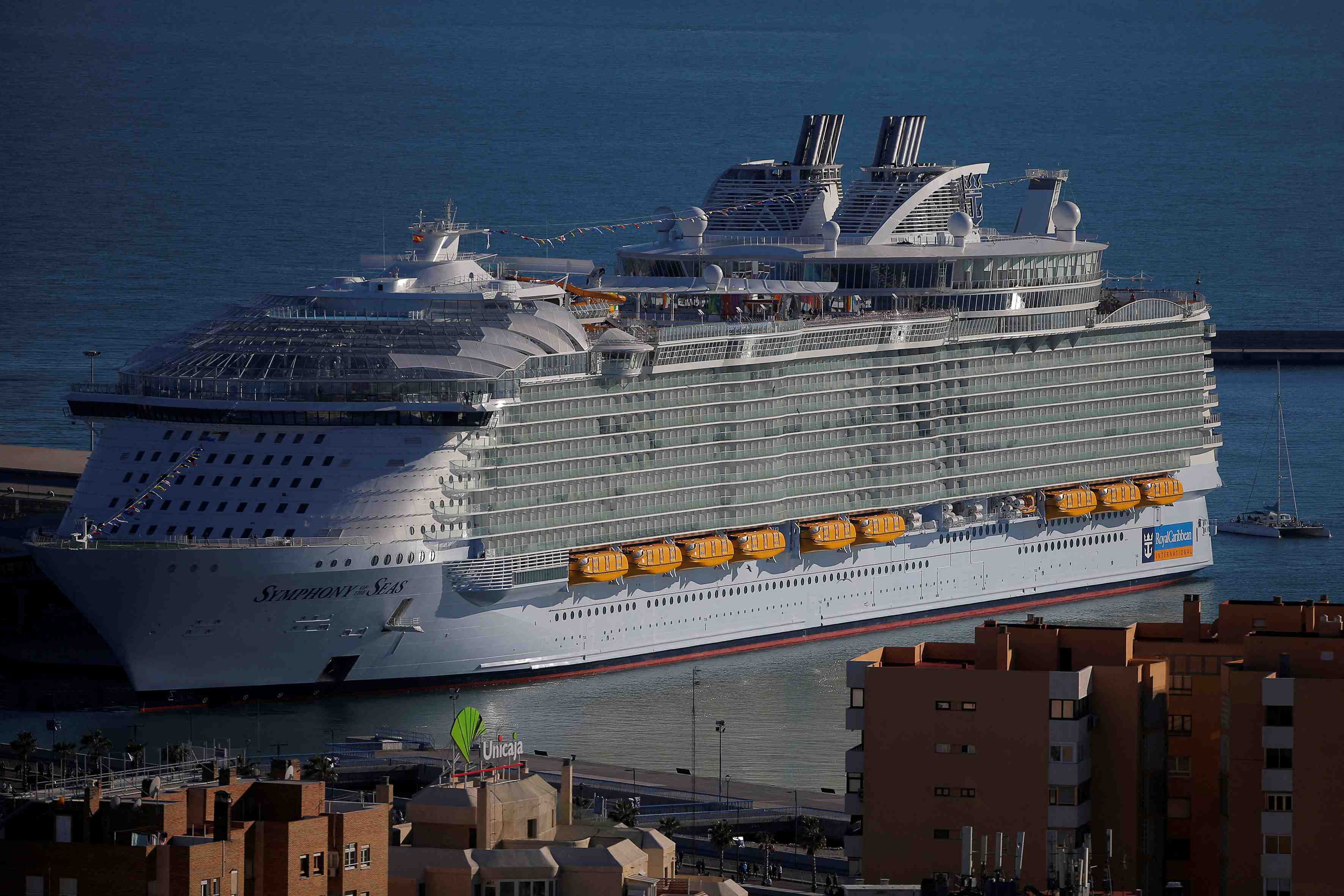 Coronavirus: royal caribbean suspend des croisieres en raison d'omicron