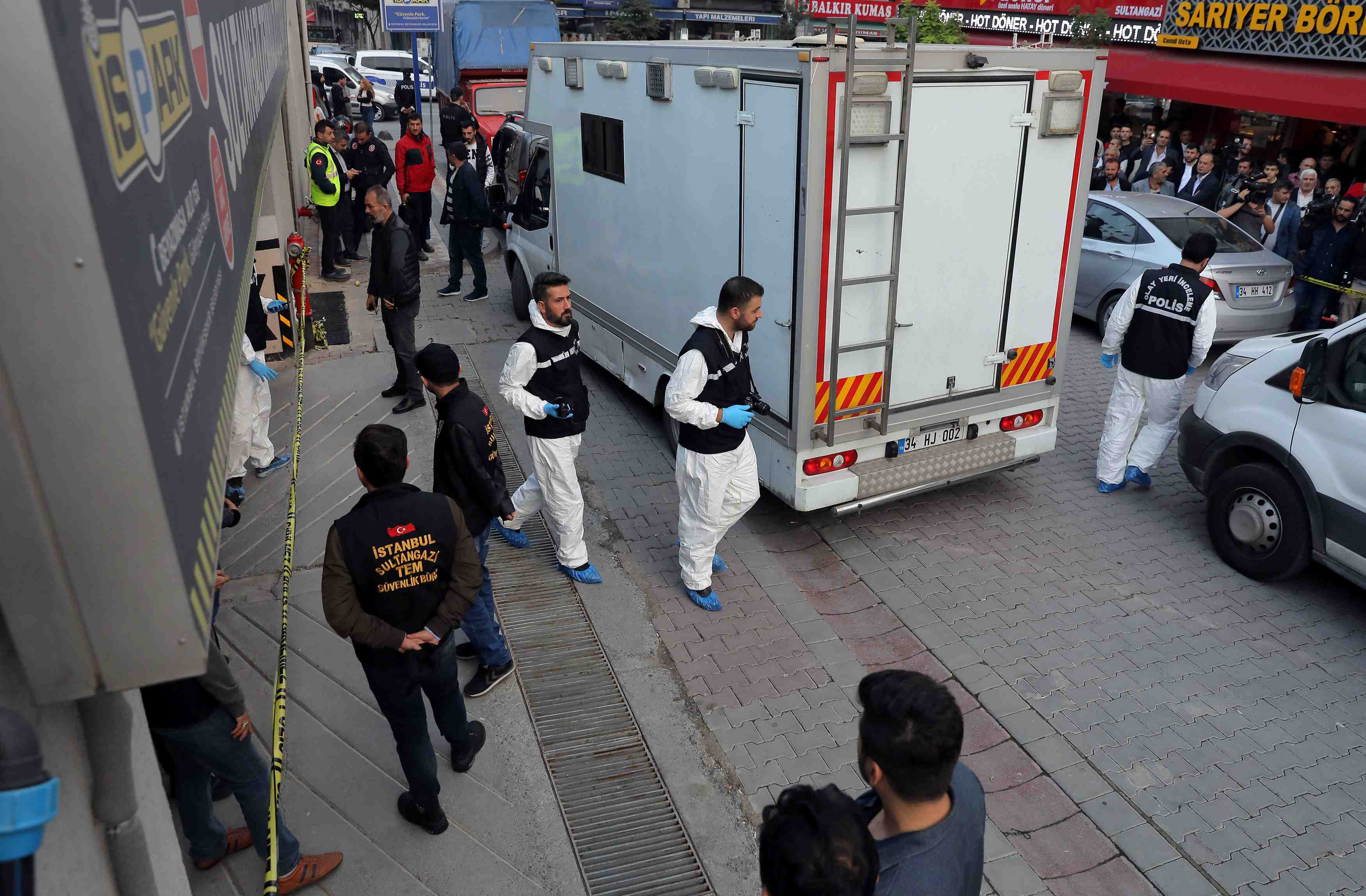 Des effets de khashoggi trouves dans un vehicule du consulat